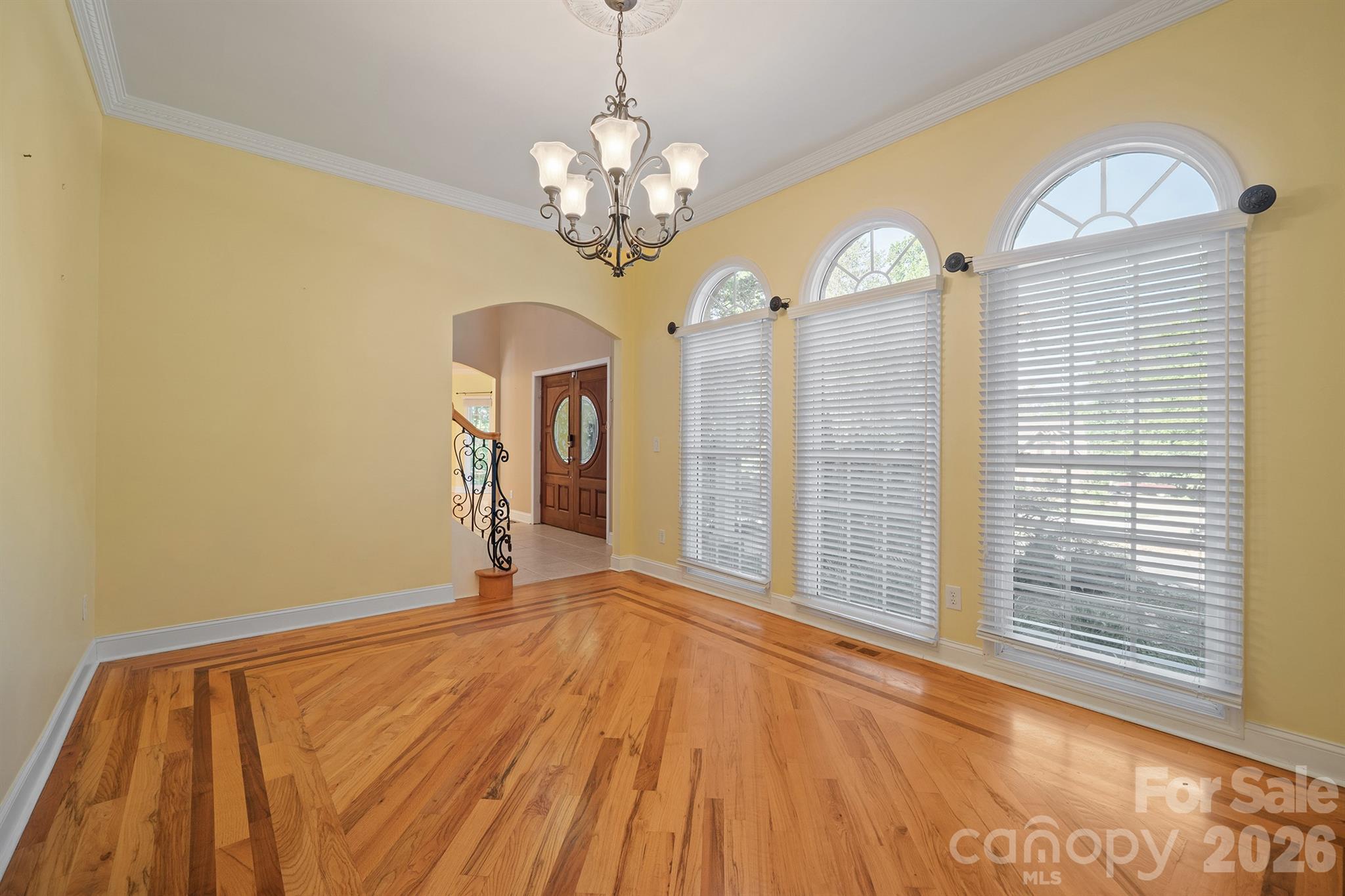 381 Lake Forest Drive — Taylorsville