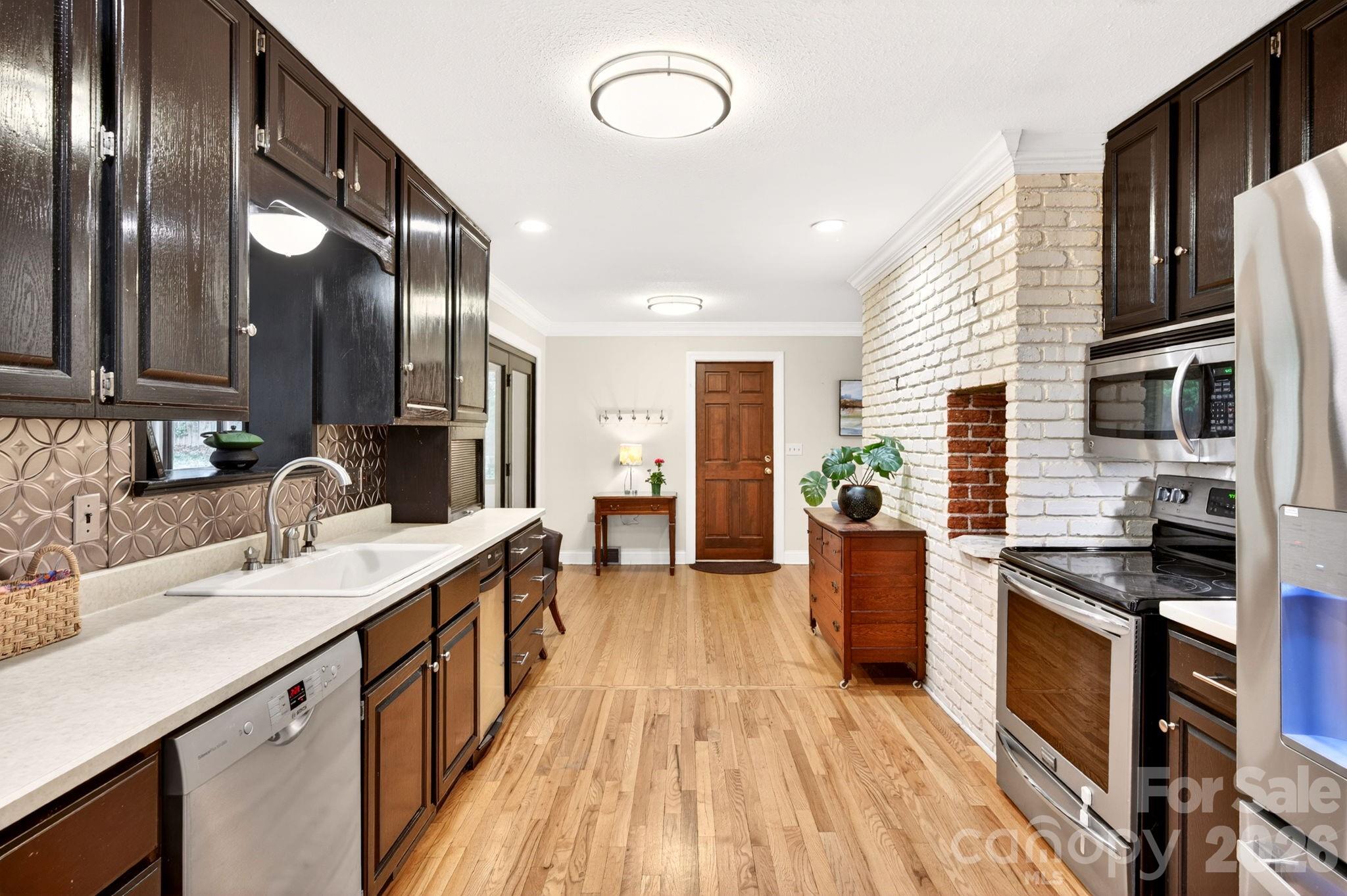 25 Bevlyn Drive — Asheville