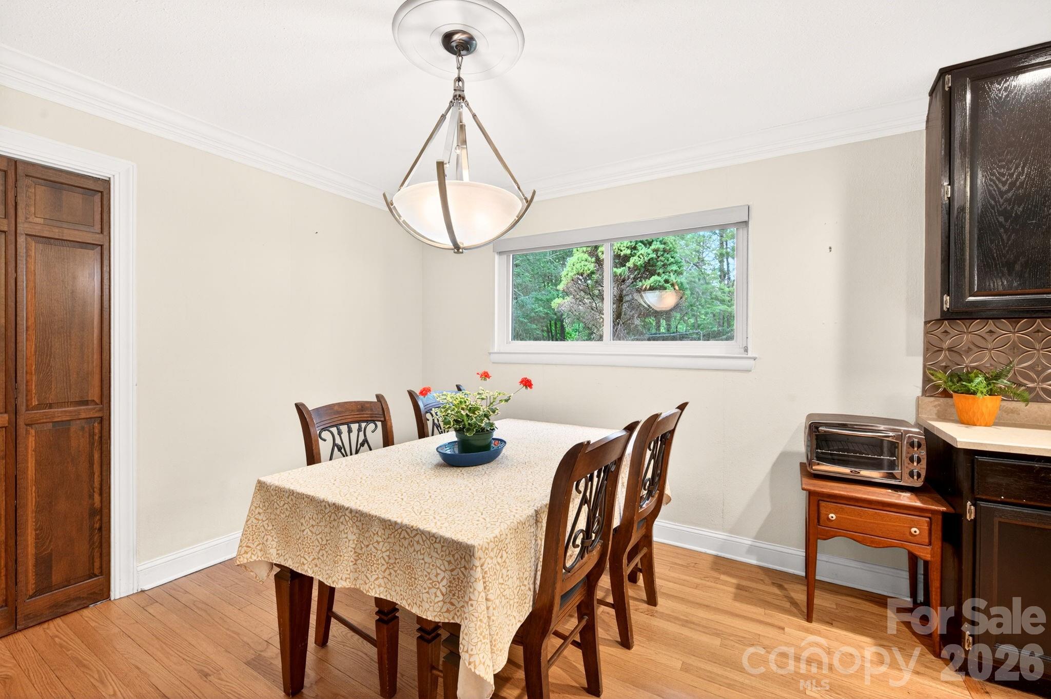 25 Bevlyn Drive — Asheville