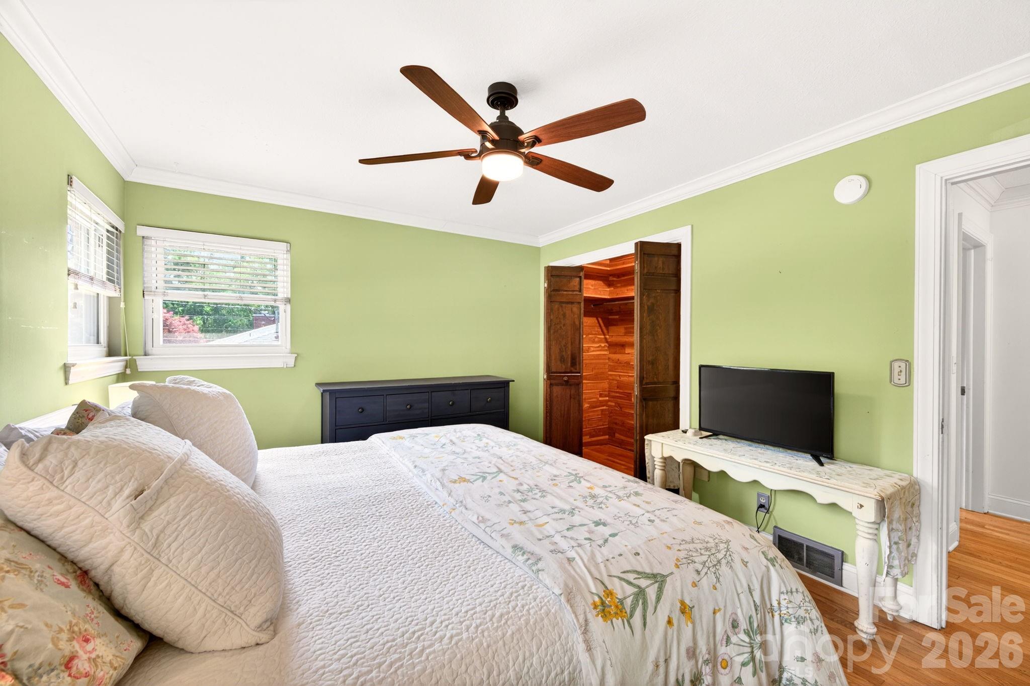 25 Bevlyn Drive — Asheville
