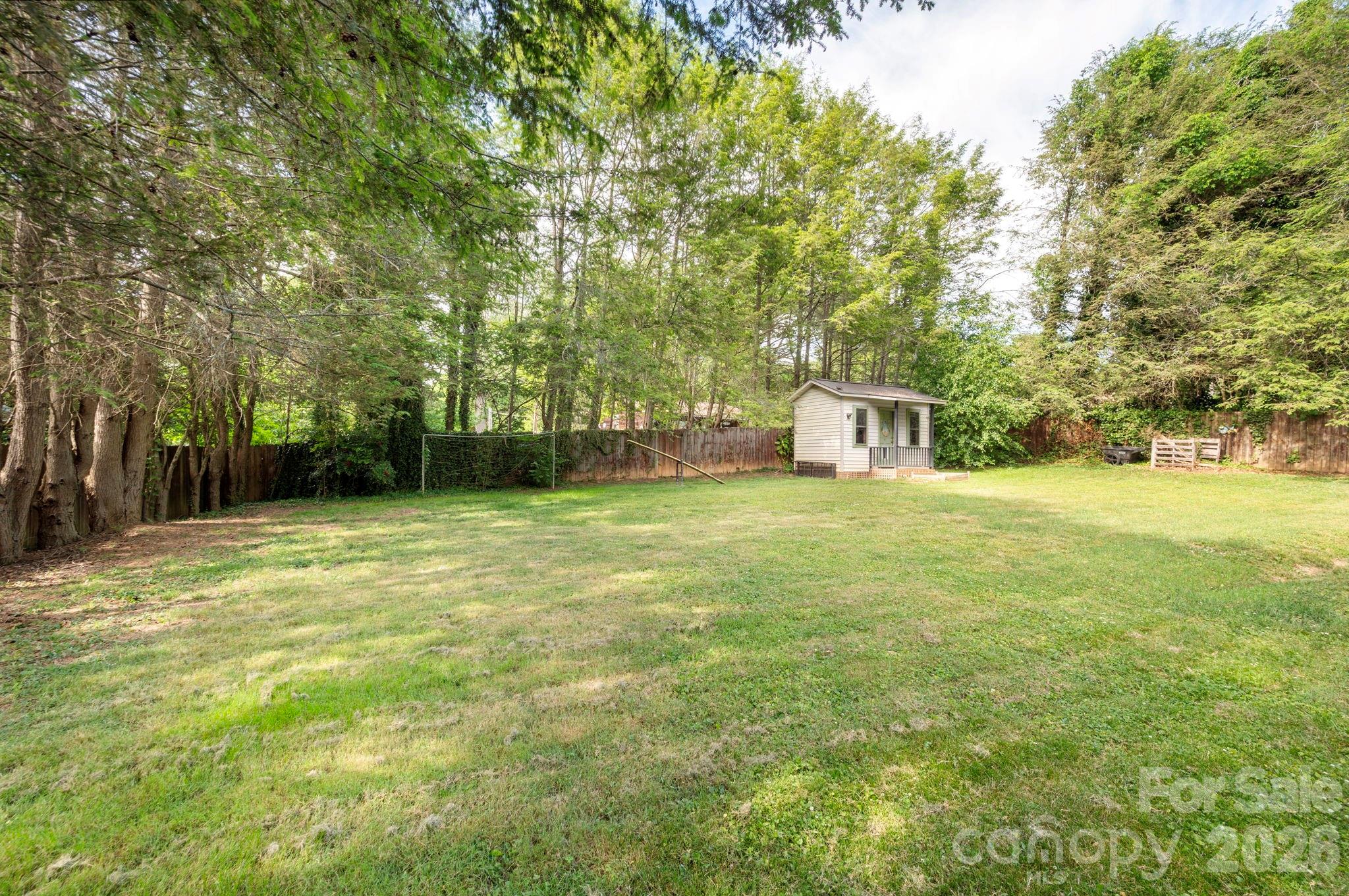 25 Bevlyn Drive — Asheville