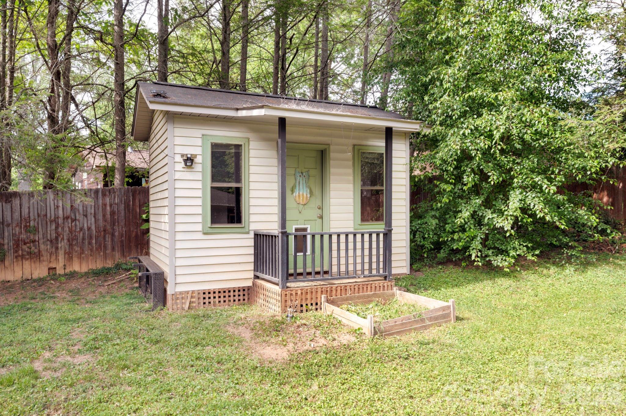 25 Bevlyn Drive — Asheville