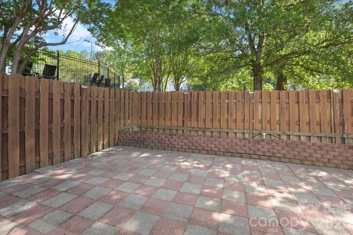 8935 Houston Ridge Road — Charlotte