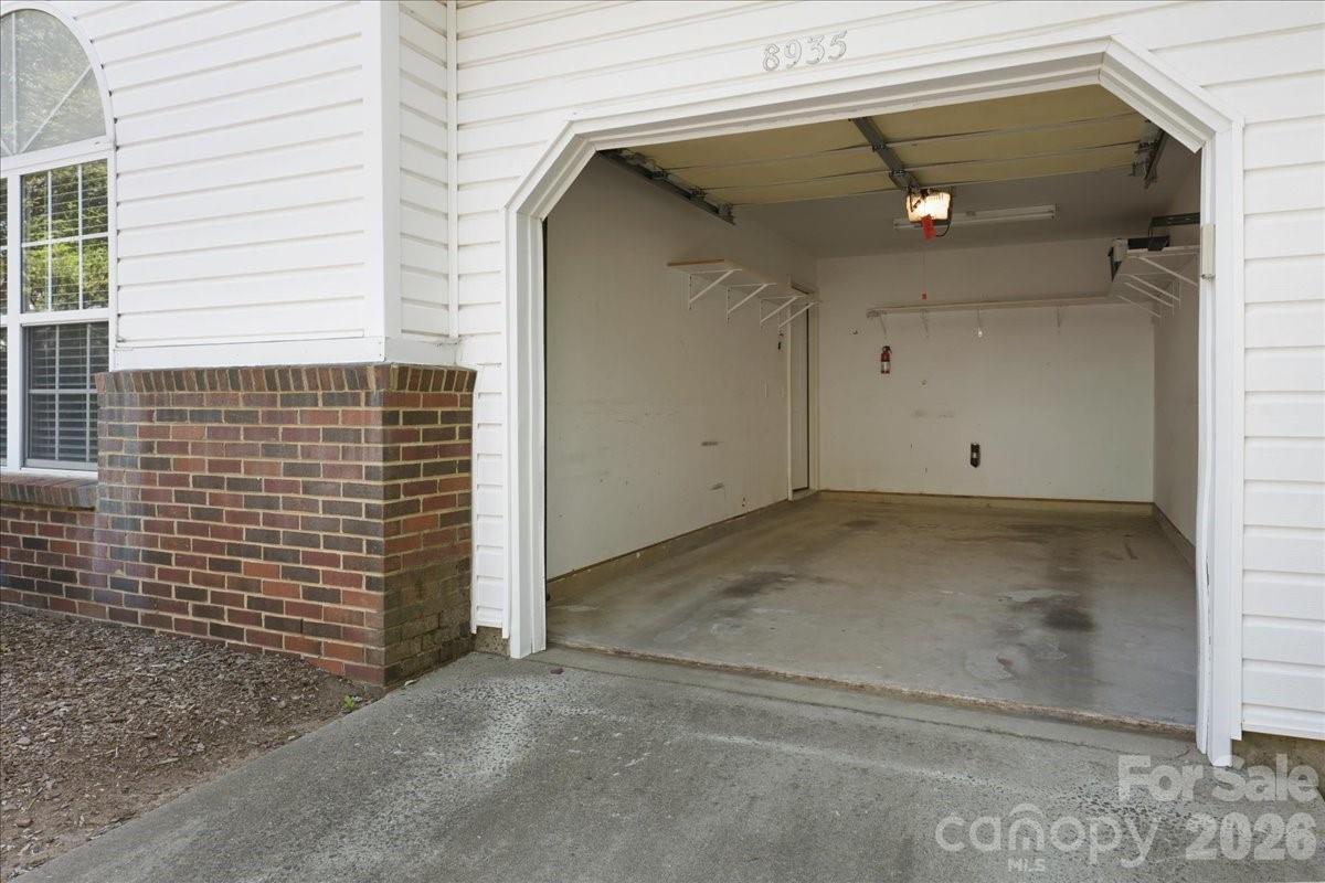 8935 Houston Ridge Road — Charlotte