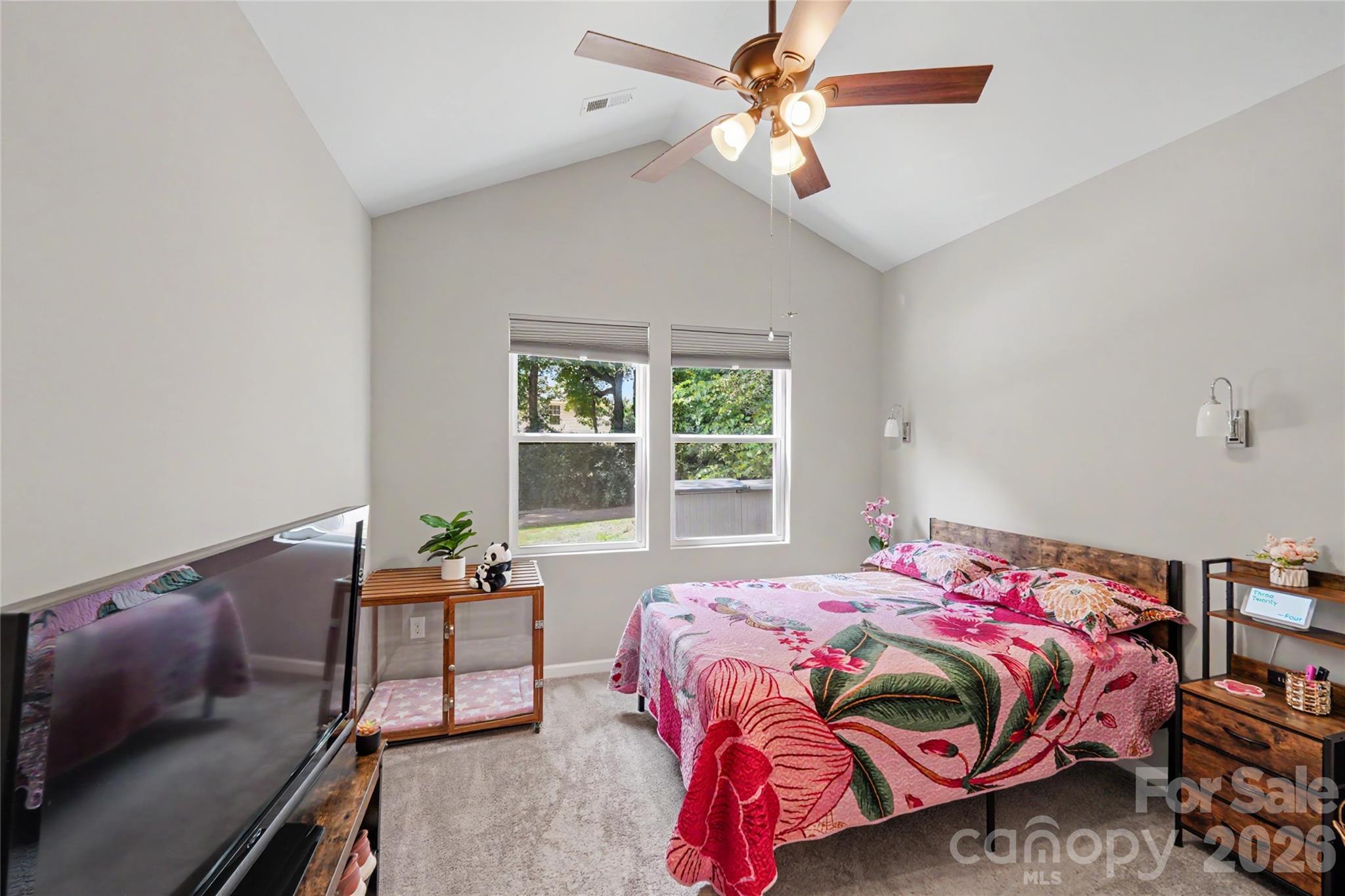 119 Brown Street — Clover