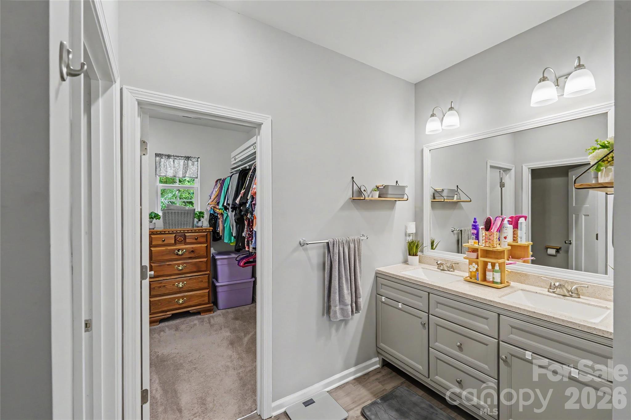 119 Brown Street — Clover