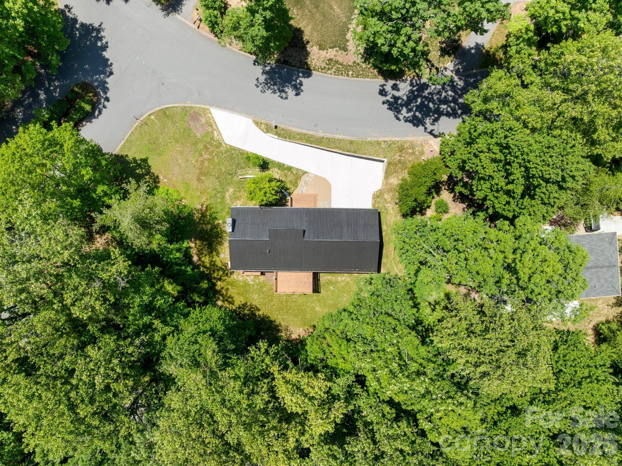 17 Muirfield Drive — Arden