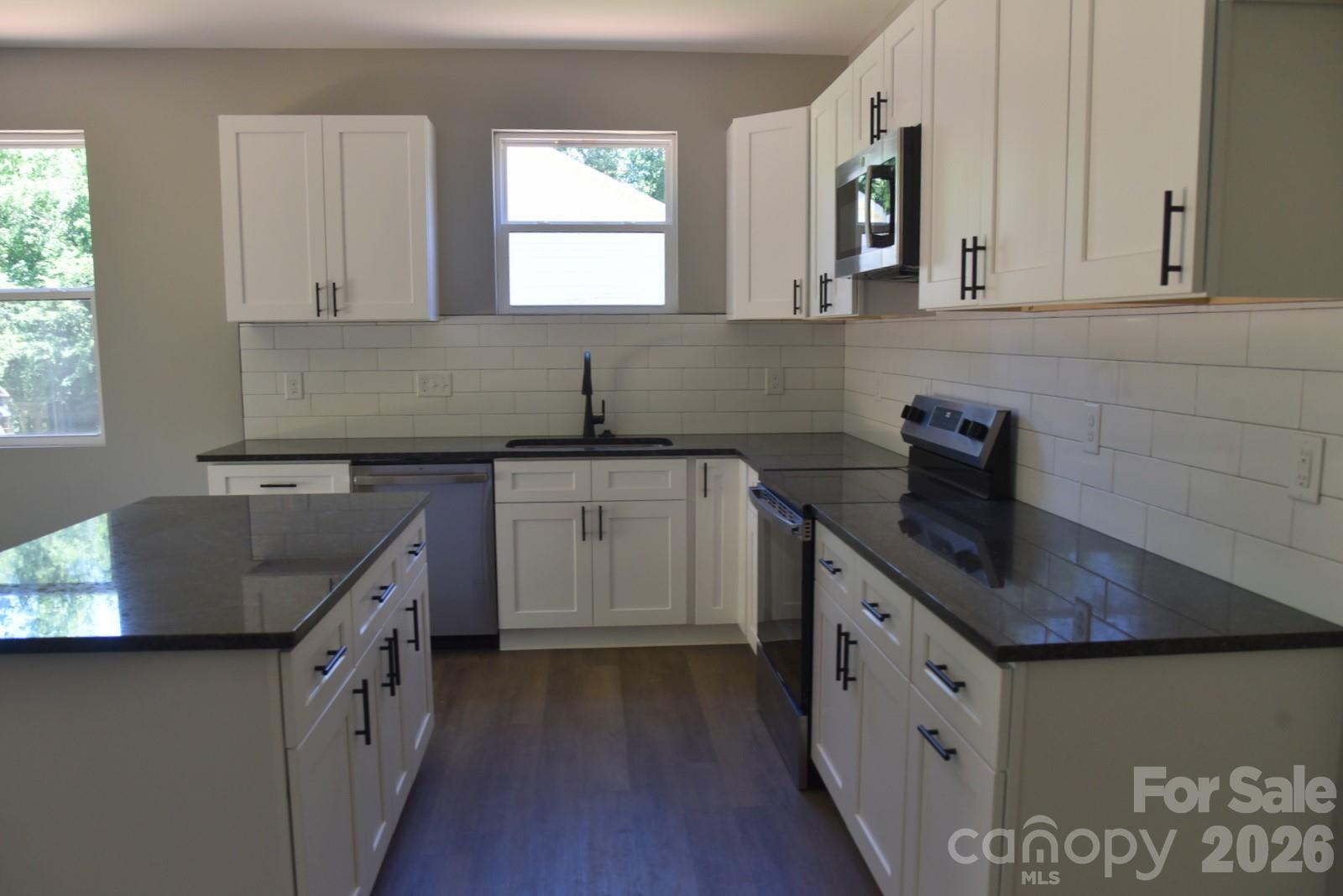 1134 Lyndsey Brooke Court — Lincolnton