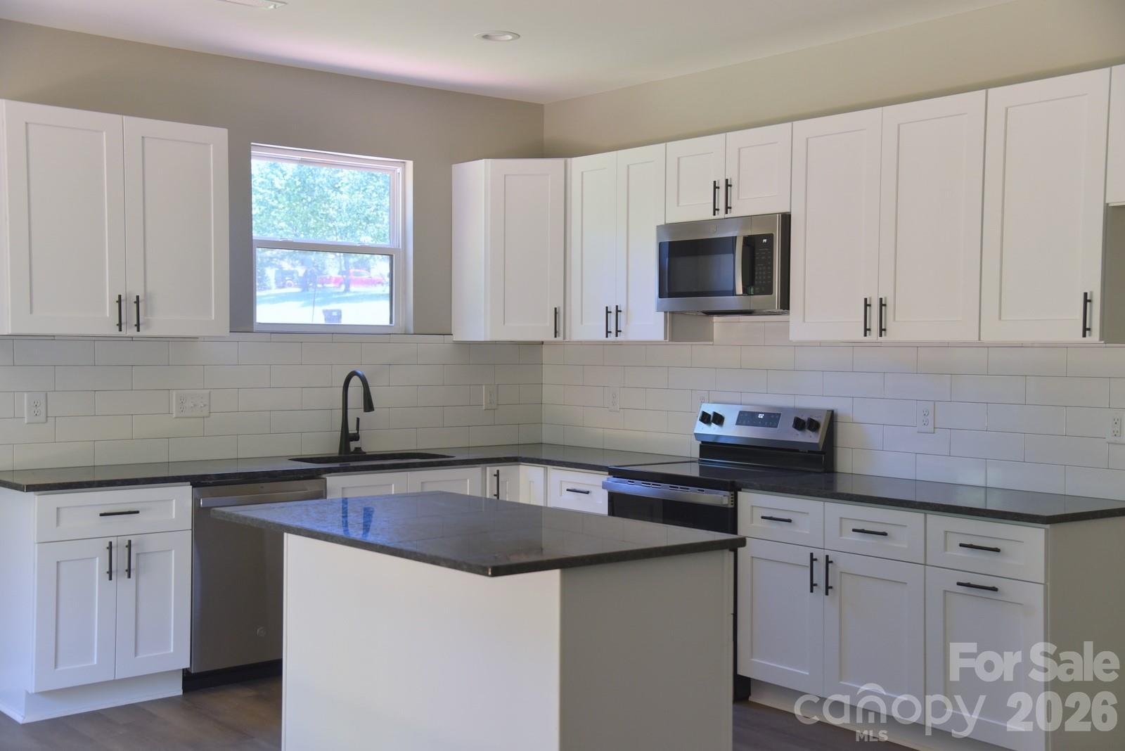 1134 Lyndsey Brooke Court — Lincolnton
