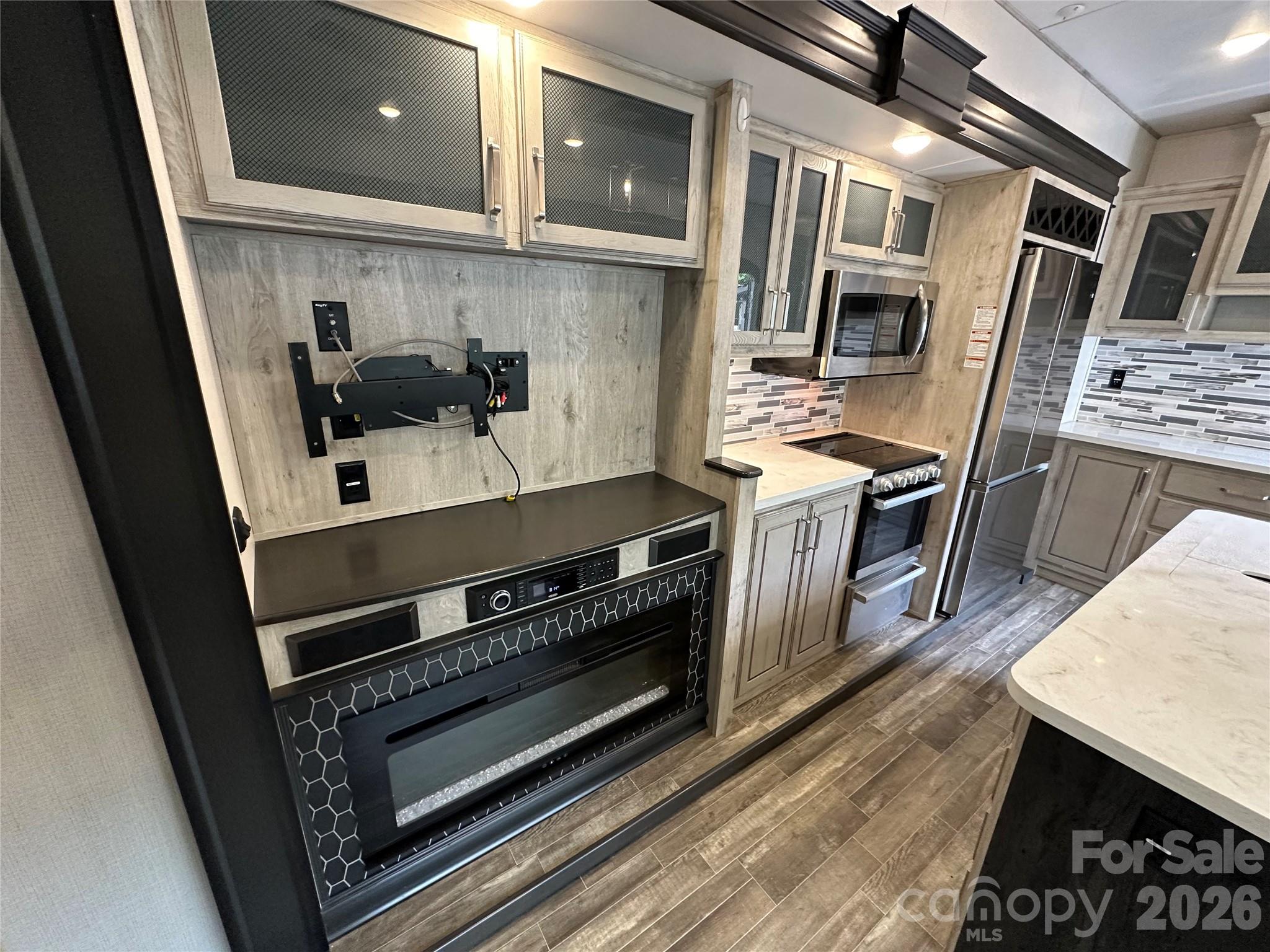 133 Marina Drive — New London
