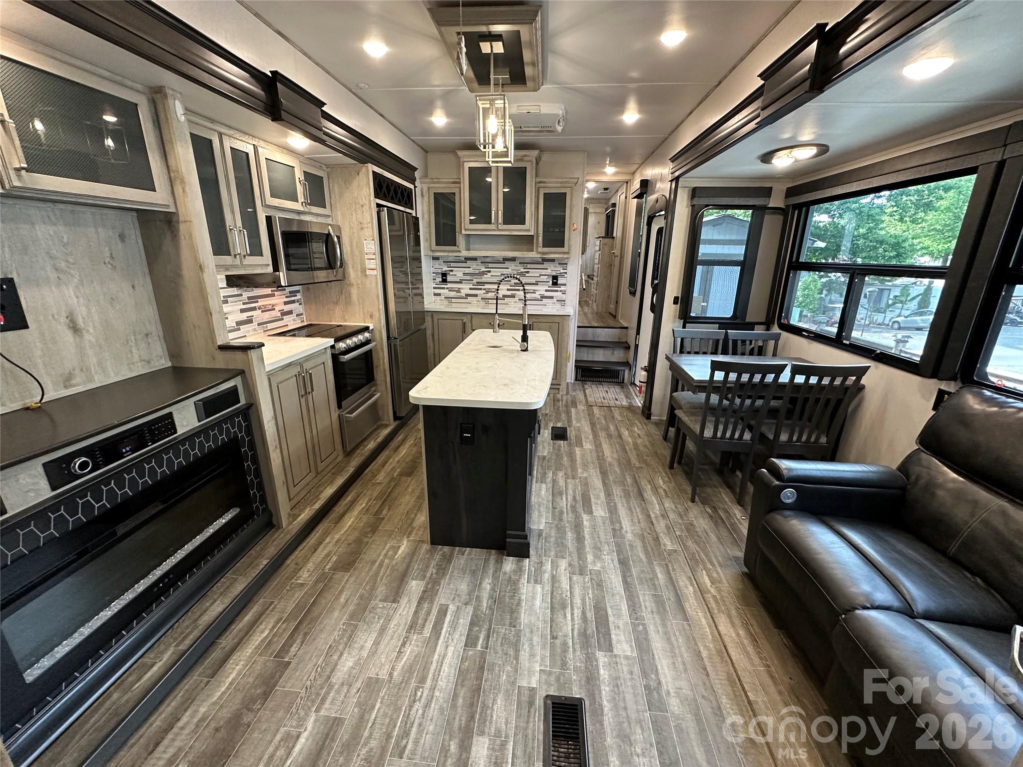133 Marina Drive — New London