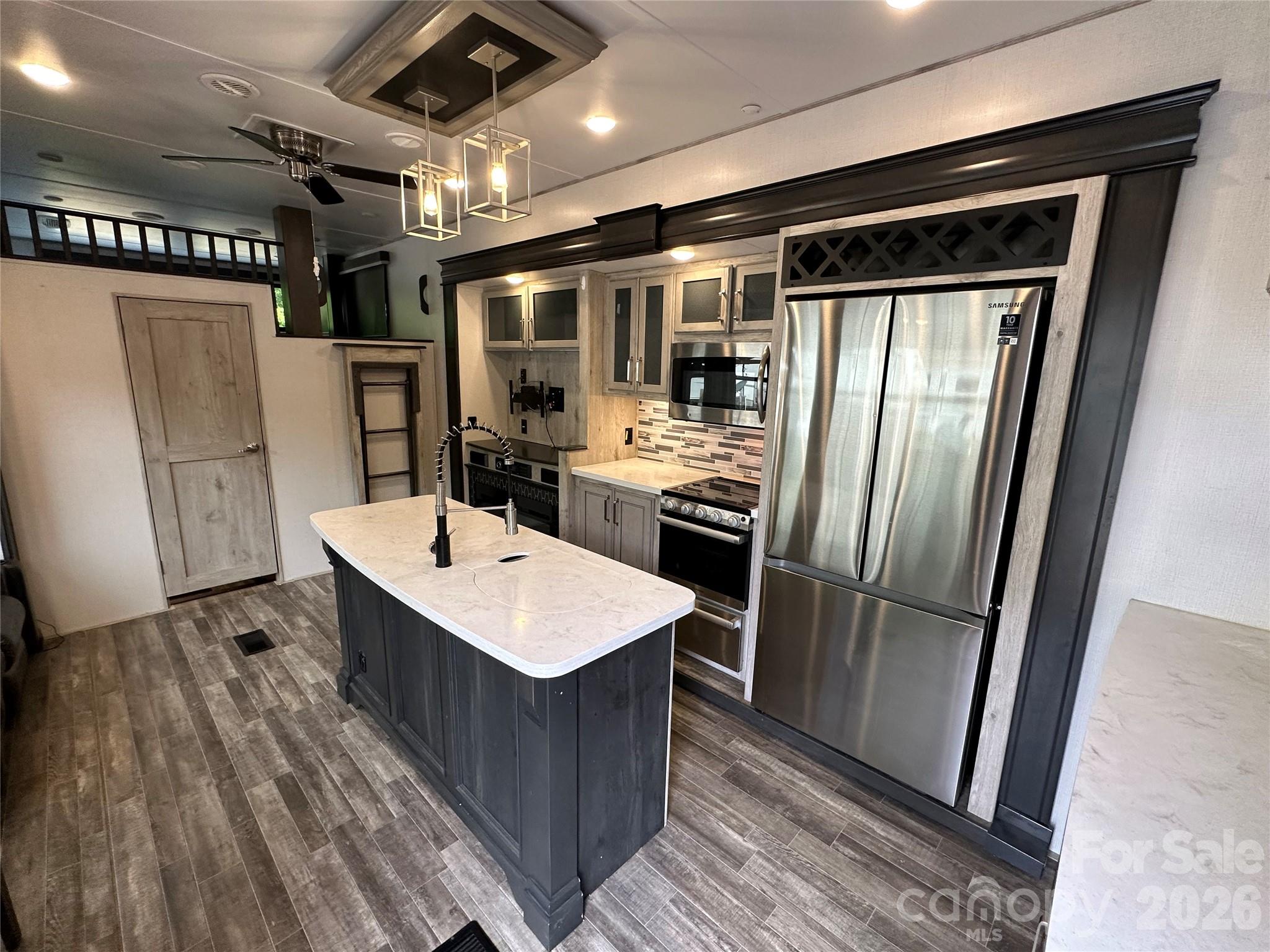 133 Marina Drive — New London