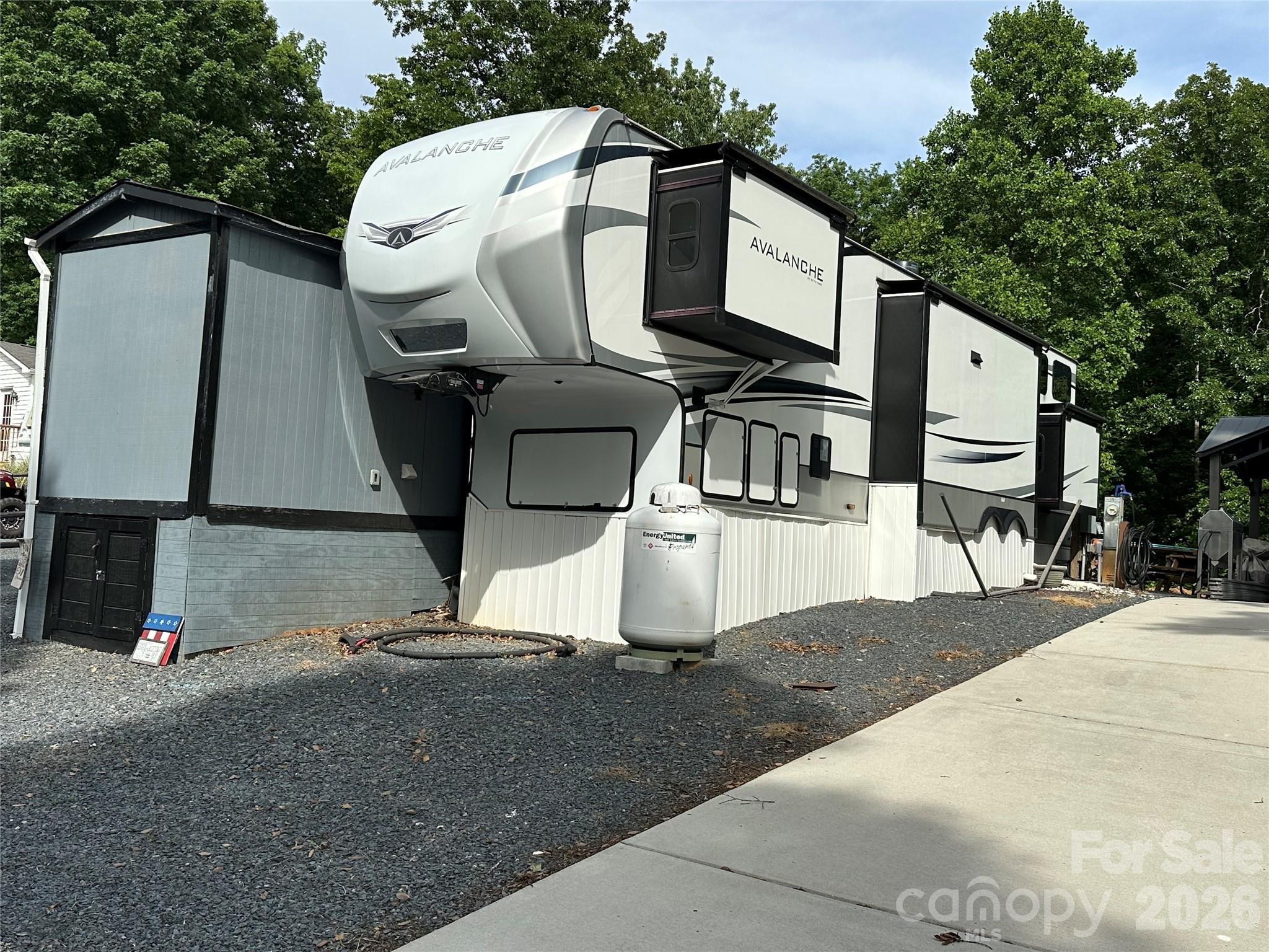133 Marina Drive — New London