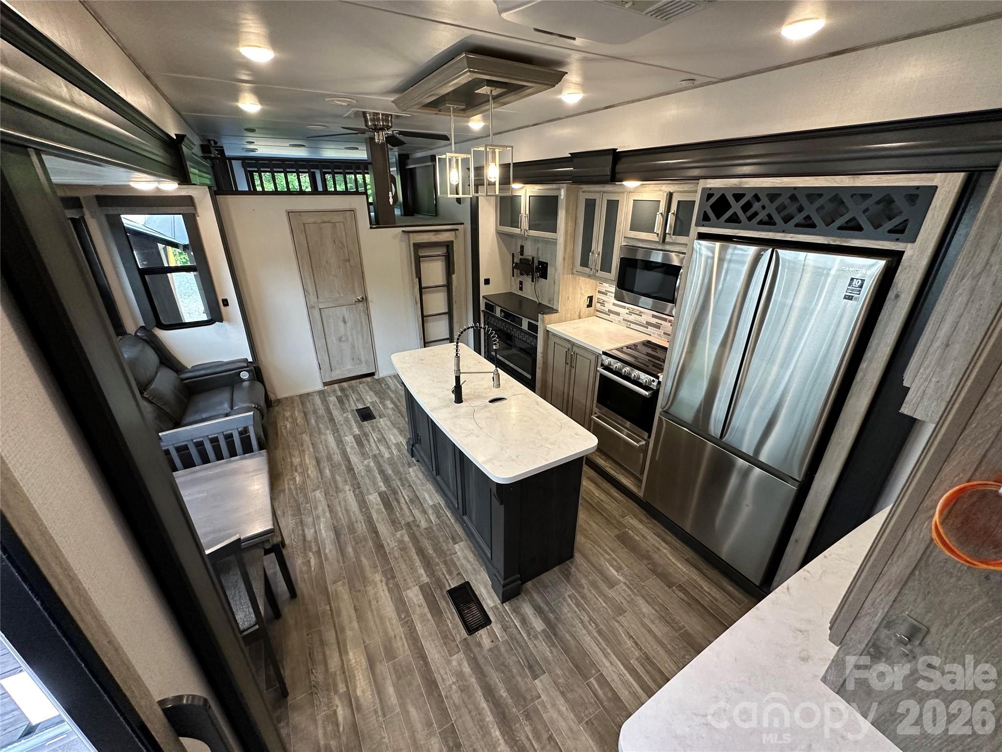 133 Marina Drive — New London