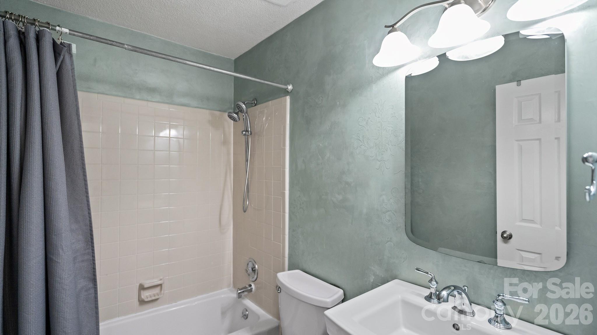 9608 Watergate Road — Charlotte