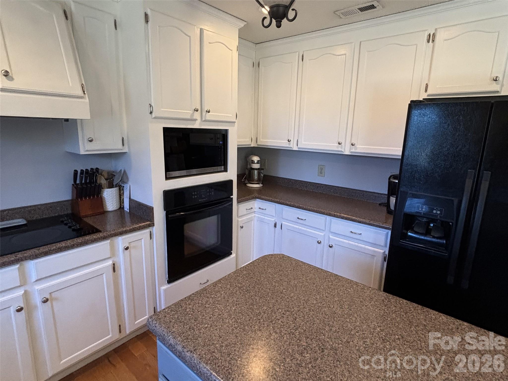 2311 Merts Way — Hudson