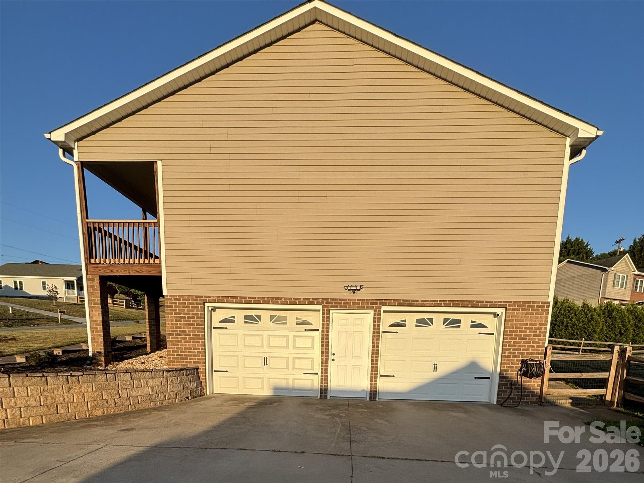 2311 Merts Way — Hudson