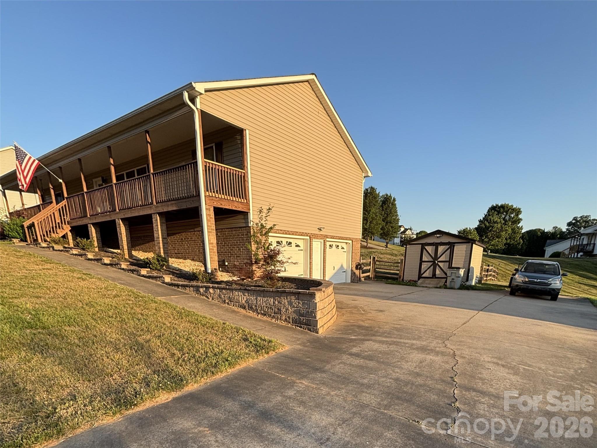 2311 Merts Way — Hudson