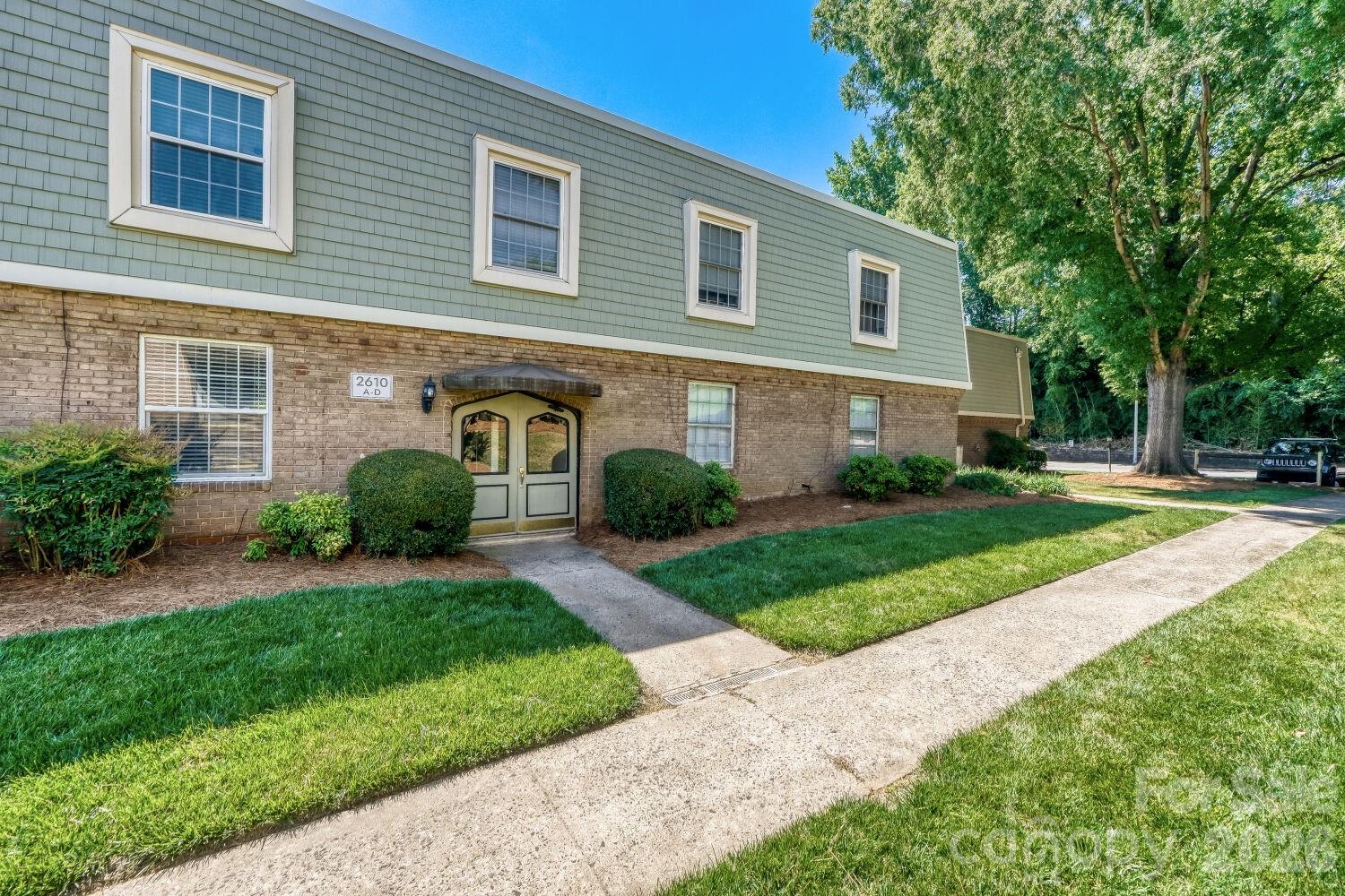 2610 Park Road #B — Charlotte