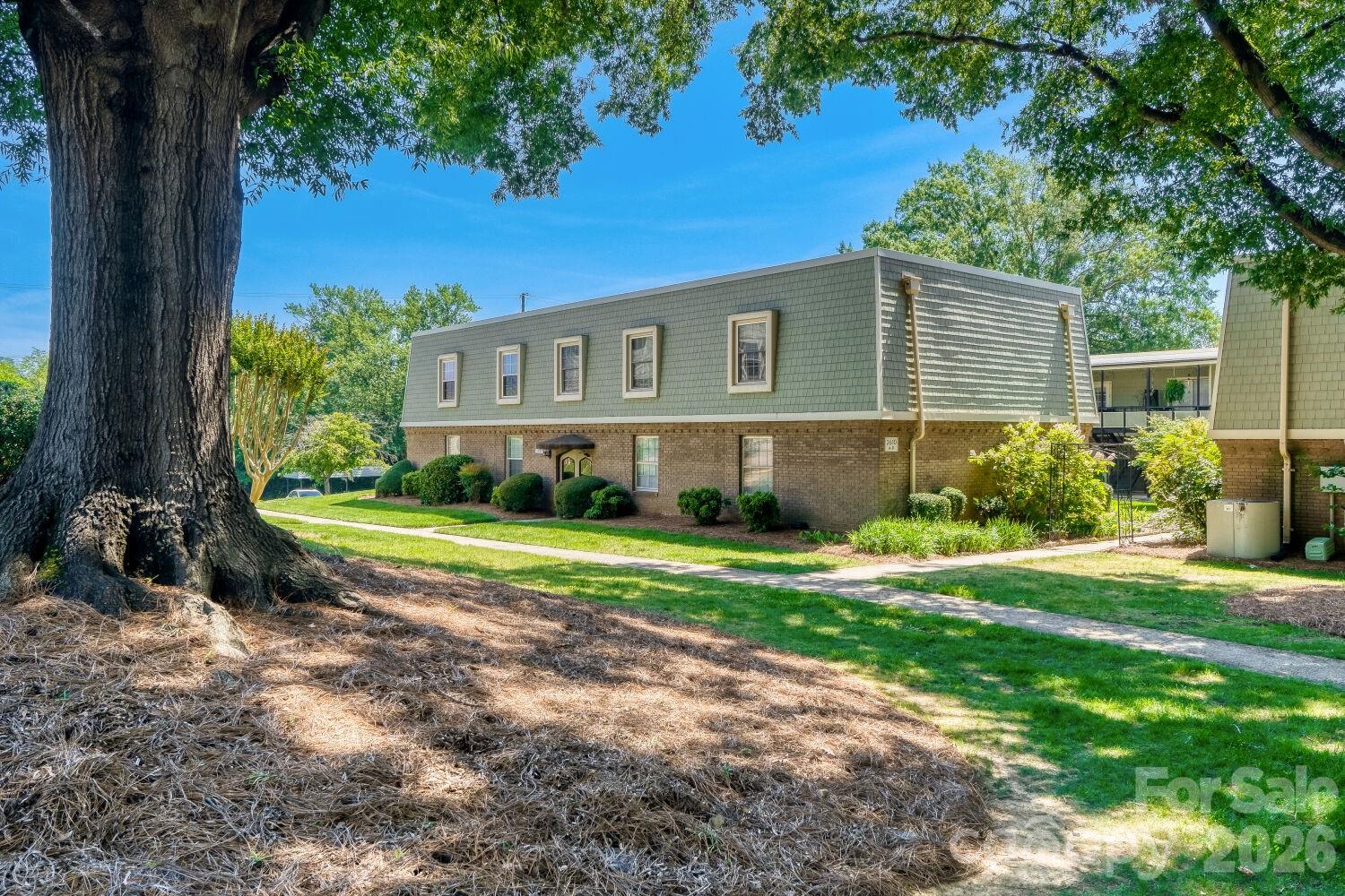 2610 Park Road #B — Charlotte