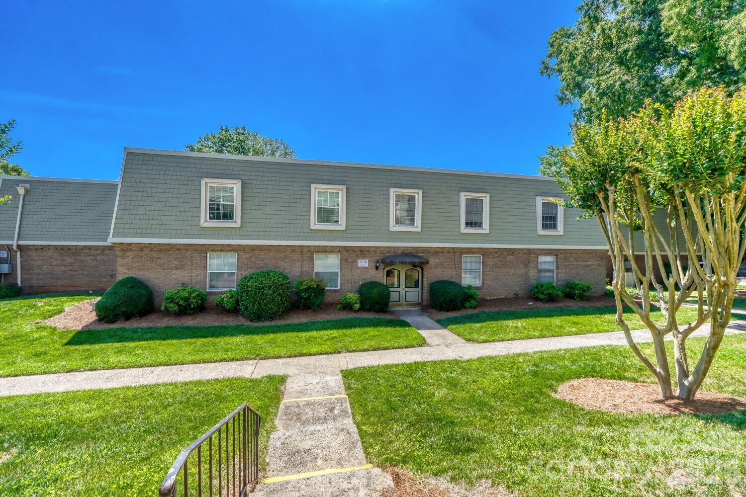 2610 Park Road #B — Charlotte