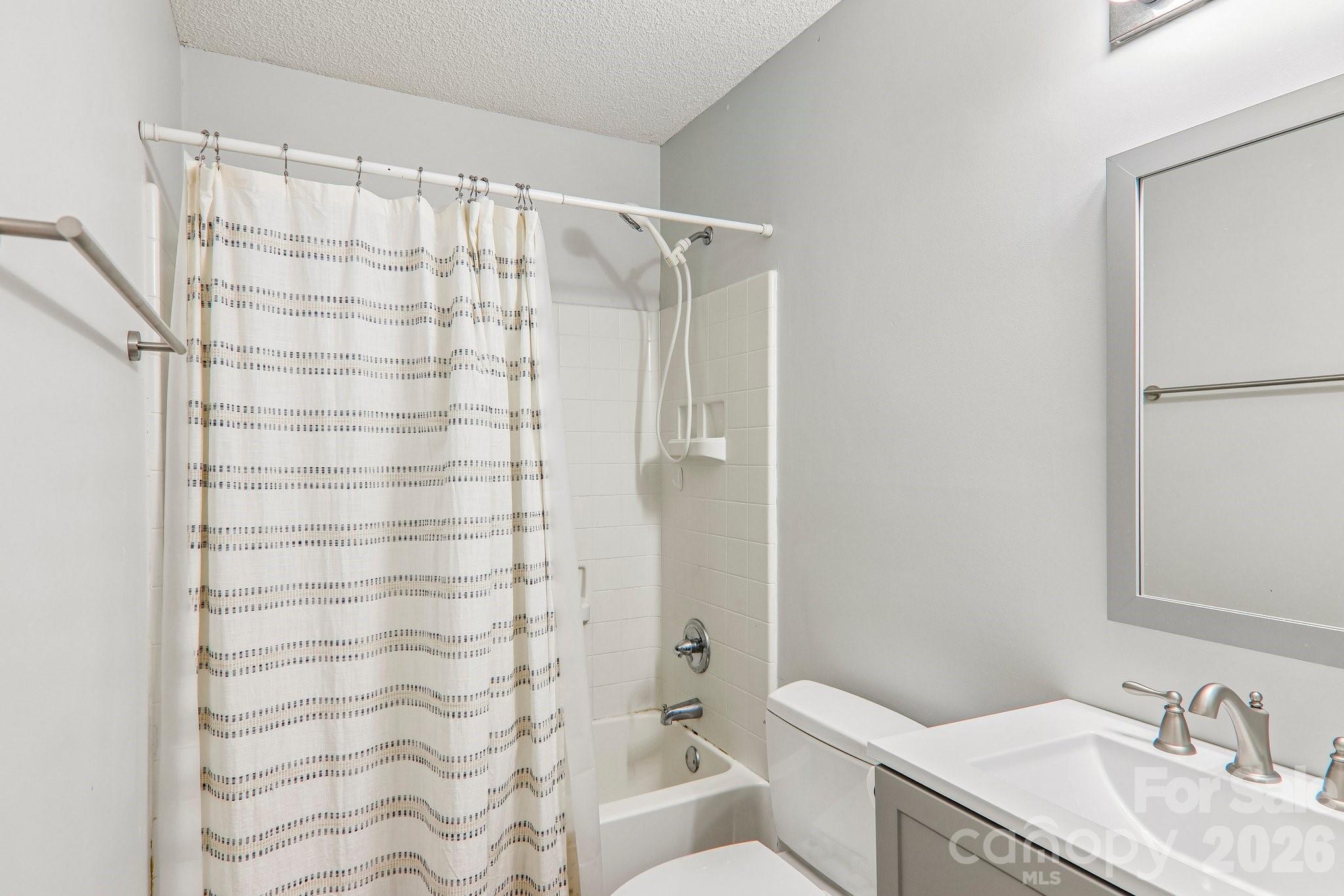 133 Highland Street — Weaverville