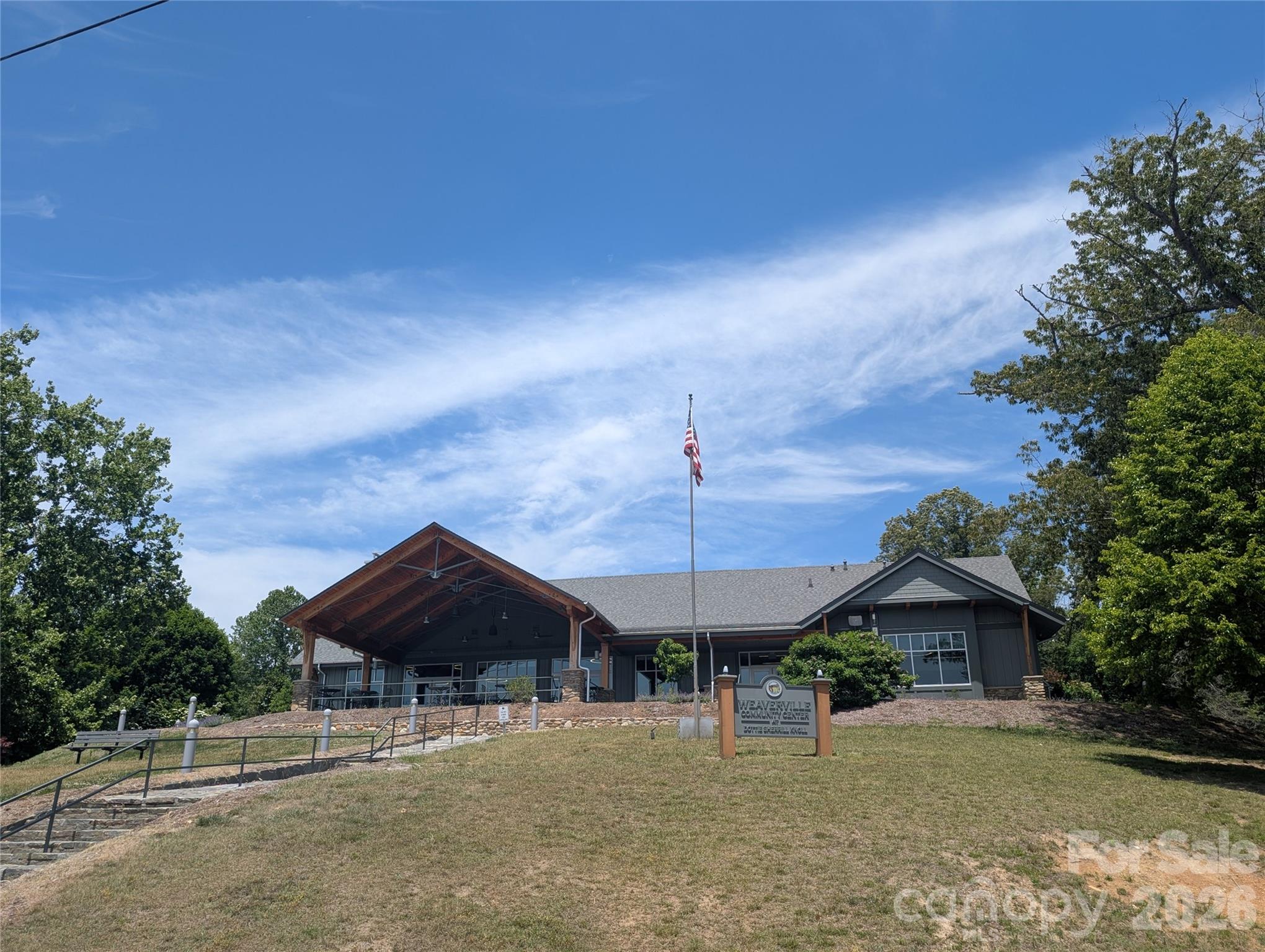 133 Highland Street — Weaverville