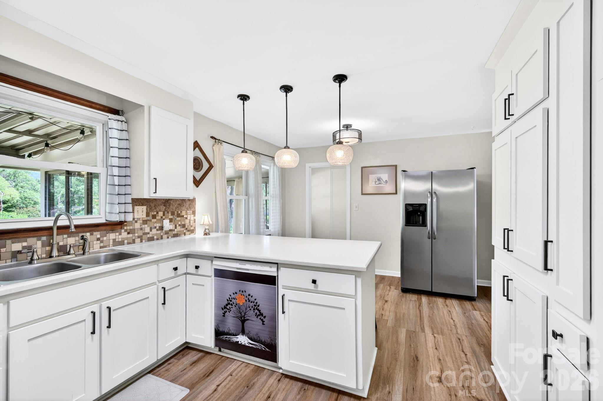 1 Oakwilde Drive — Asheville