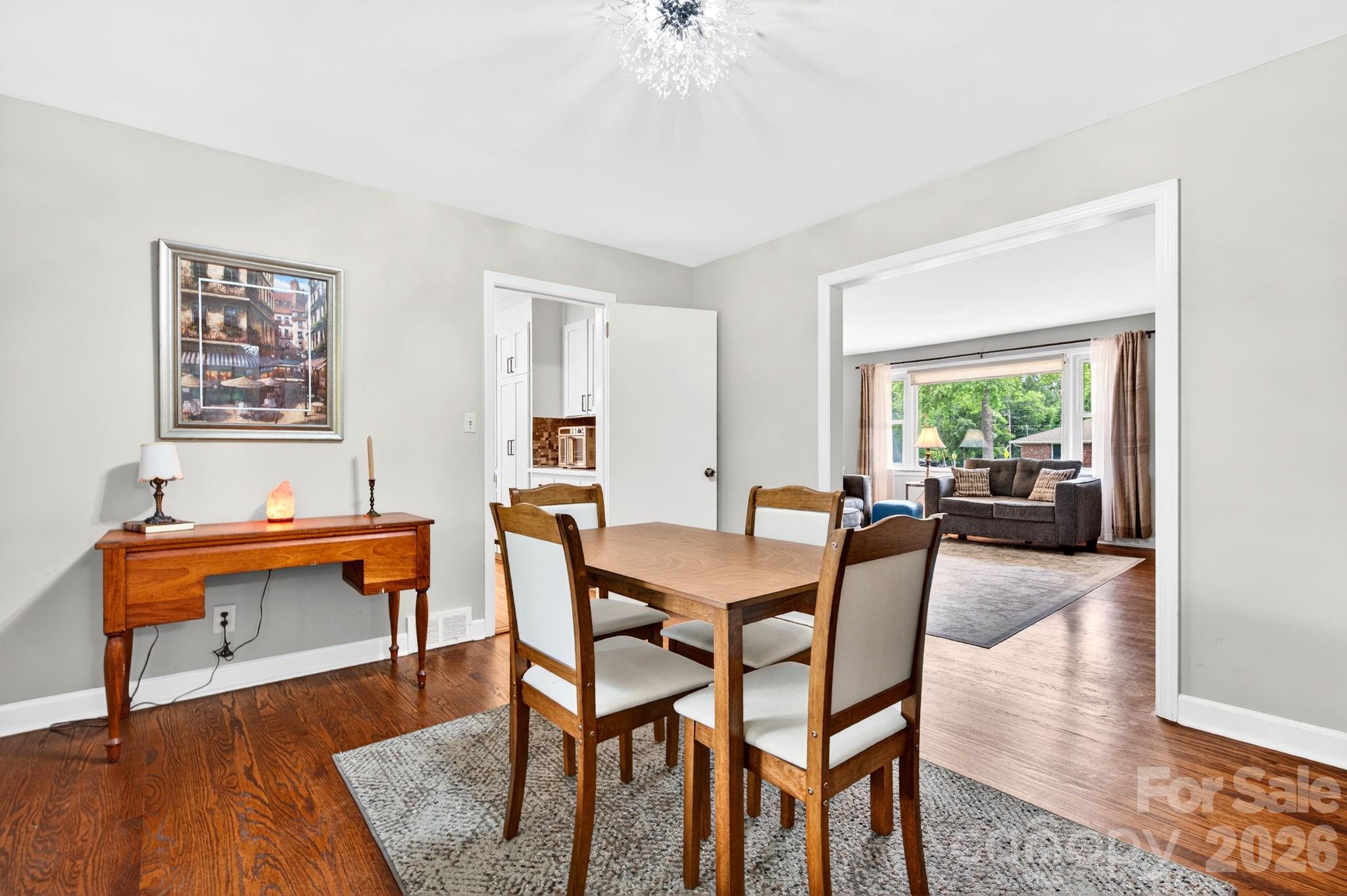 1 Oakwilde Drive — Asheville