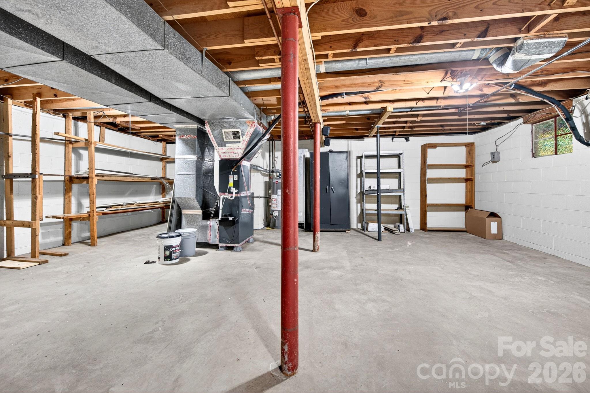 1 Oakwilde Drive — Asheville