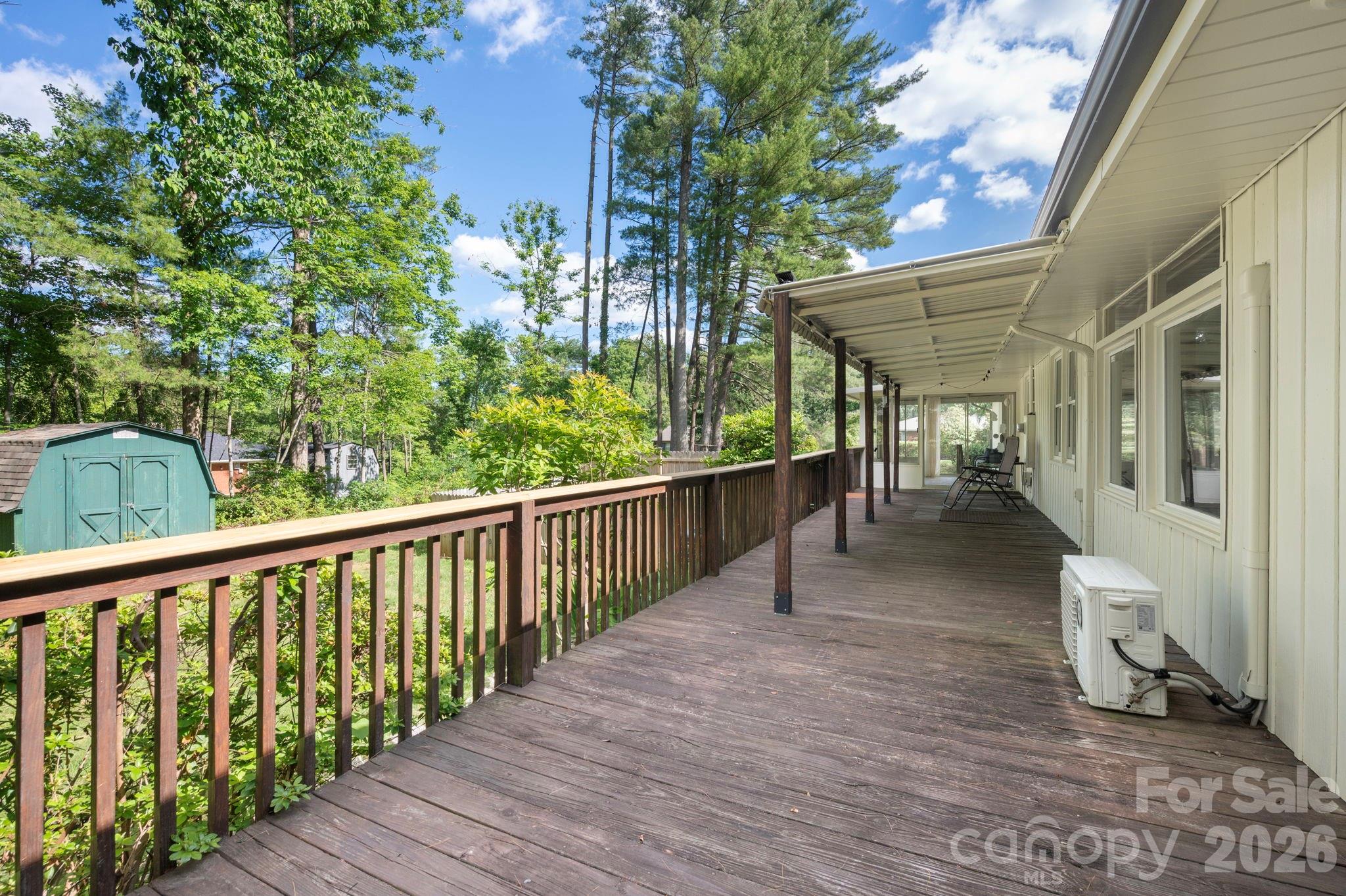 1 Oakwilde Drive — Asheville