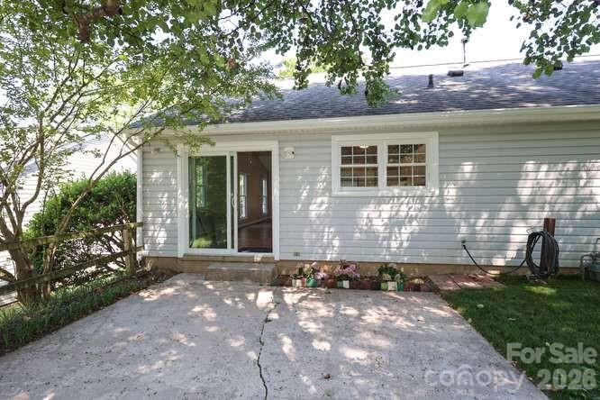 14011 Eden Court — Pineville