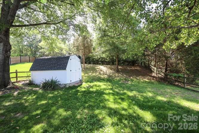 14011 Eden Court — Pineville