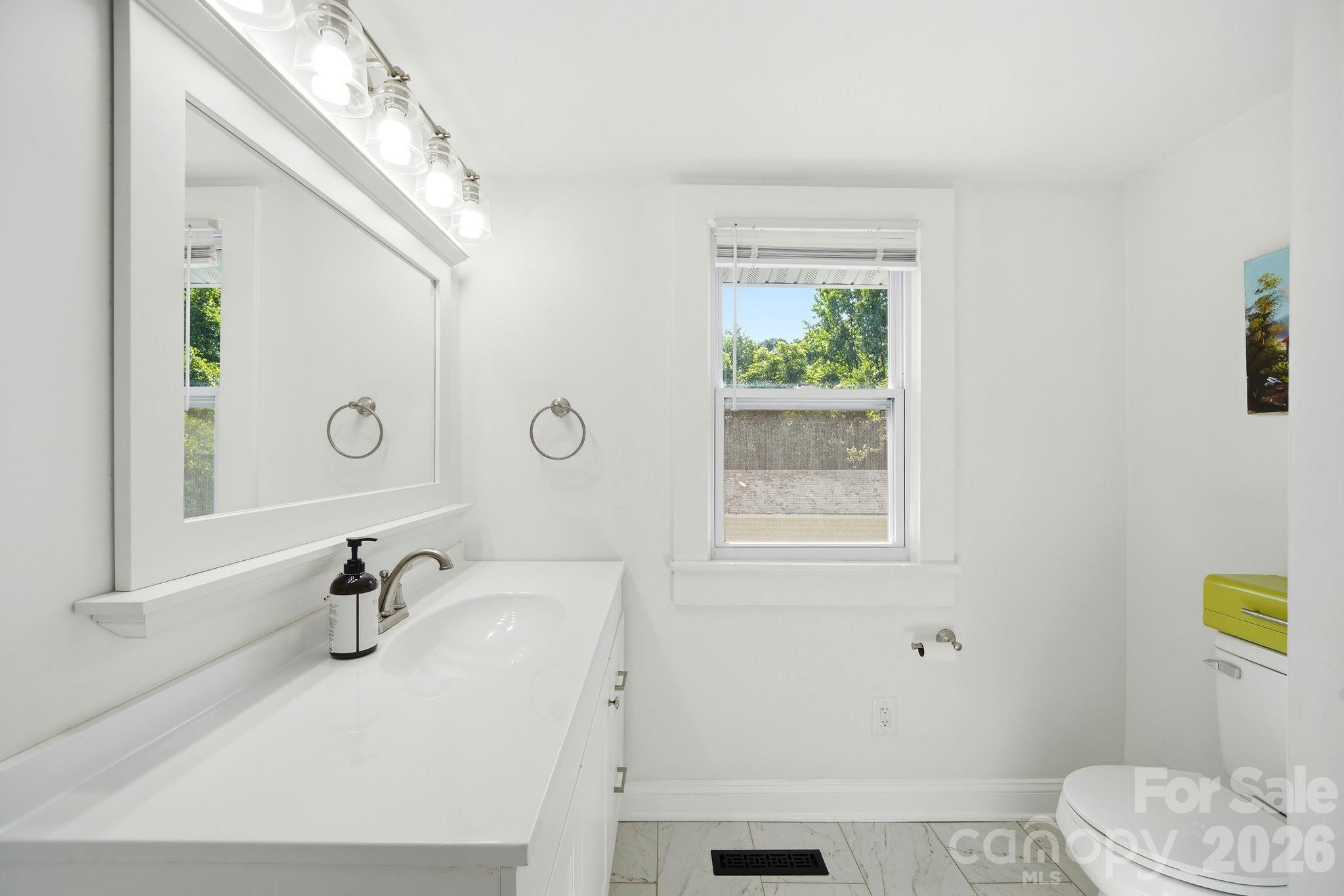 235 N Beaver Street — Landis