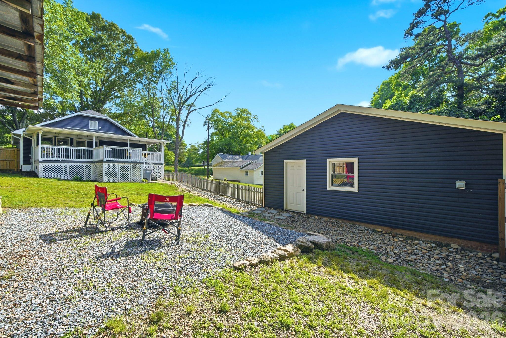 235 N Beaver Street — Landis