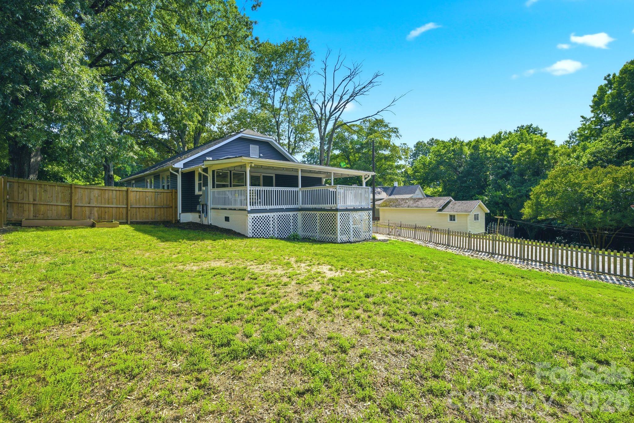 235 N Beaver Street — Landis