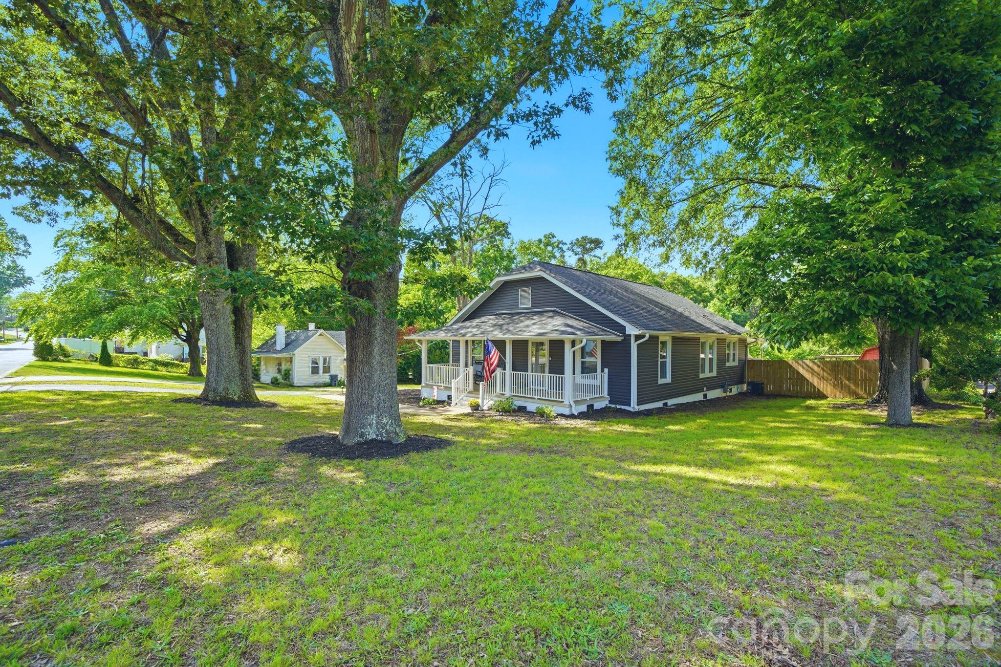 235 N Beaver Street — Landis