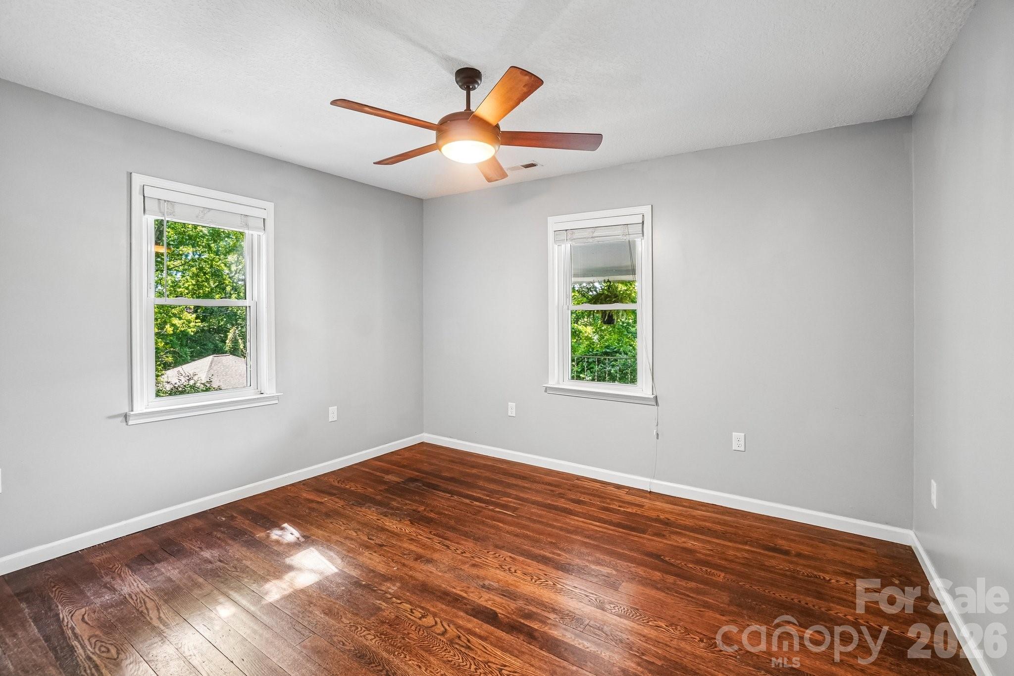3 View Street — Asheville