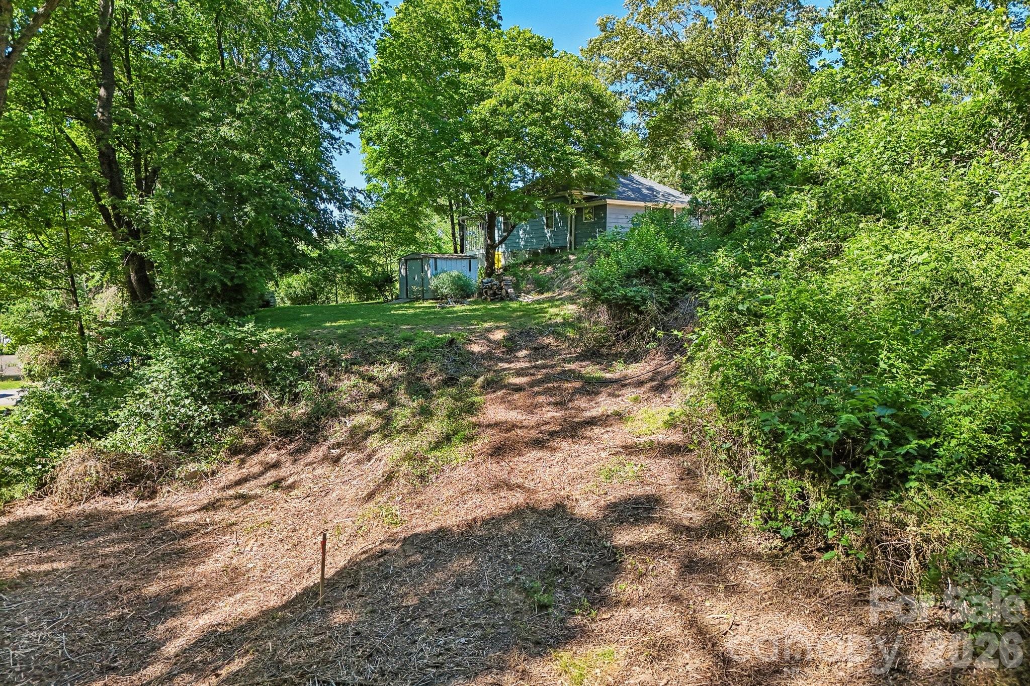 3 View Street — Asheville