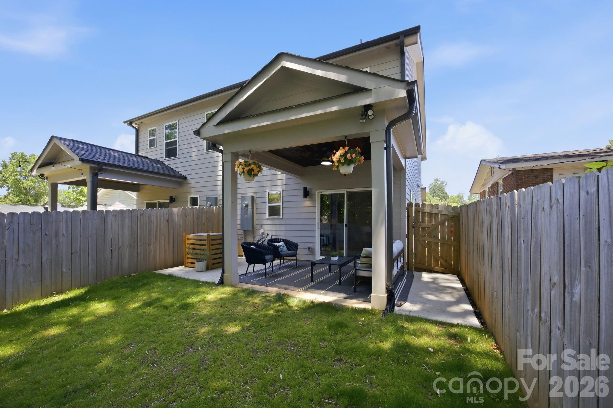 831 Mcarthur Avenue — Charlotte
