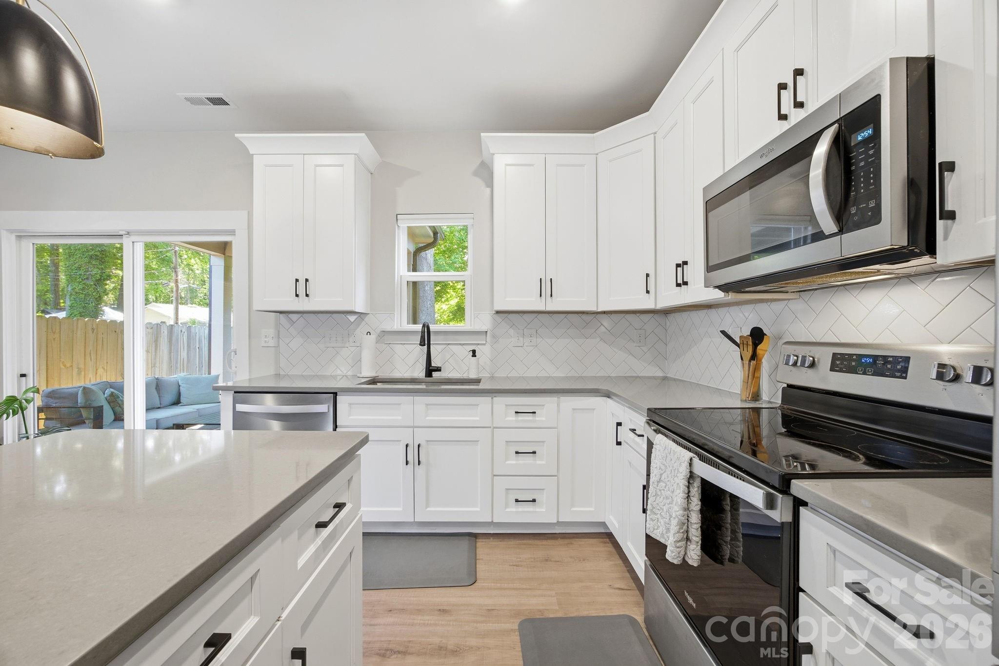 831 Mcarthur Avenue — Charlotte