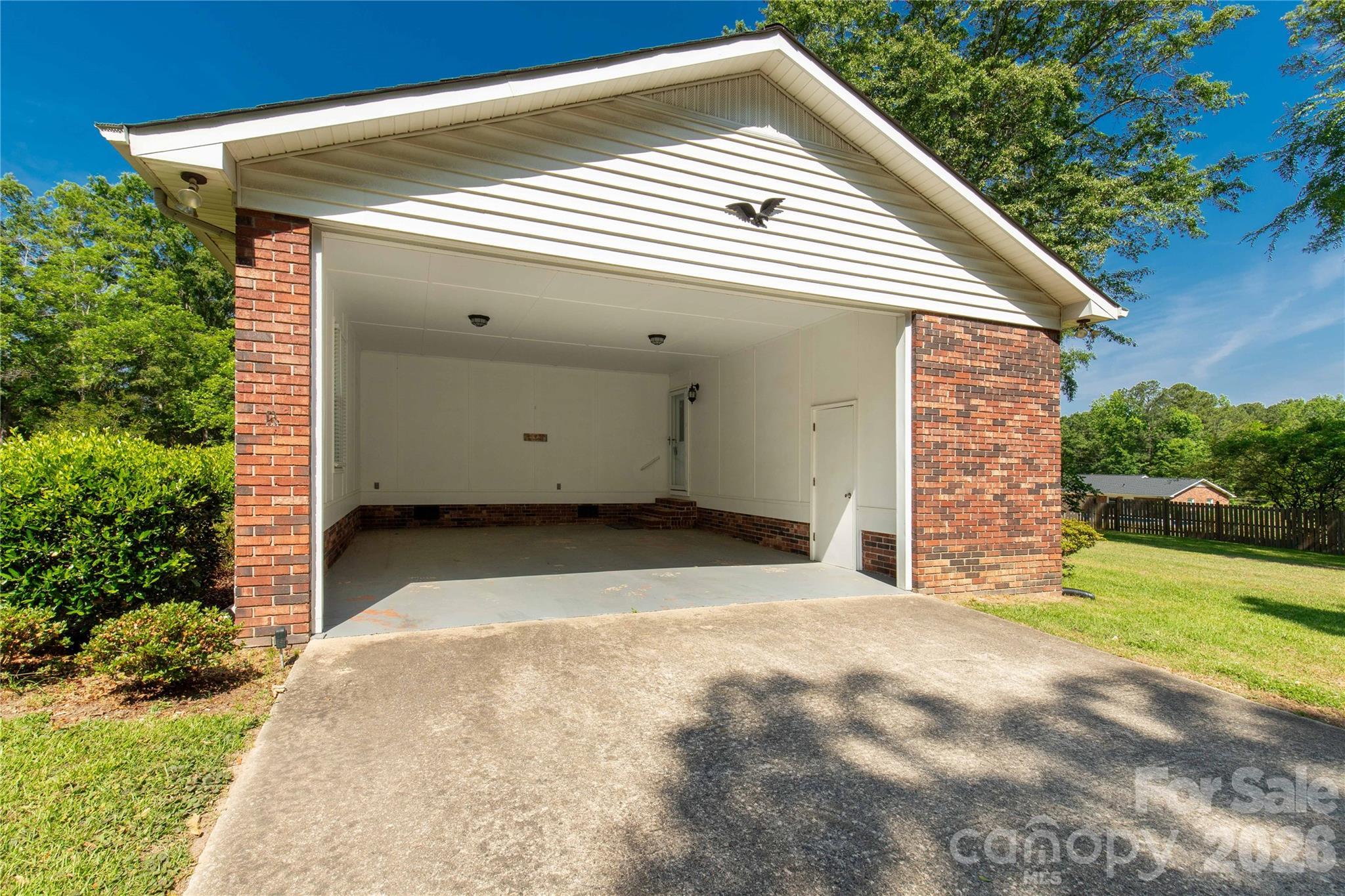 956 Providence Road — Lancaster