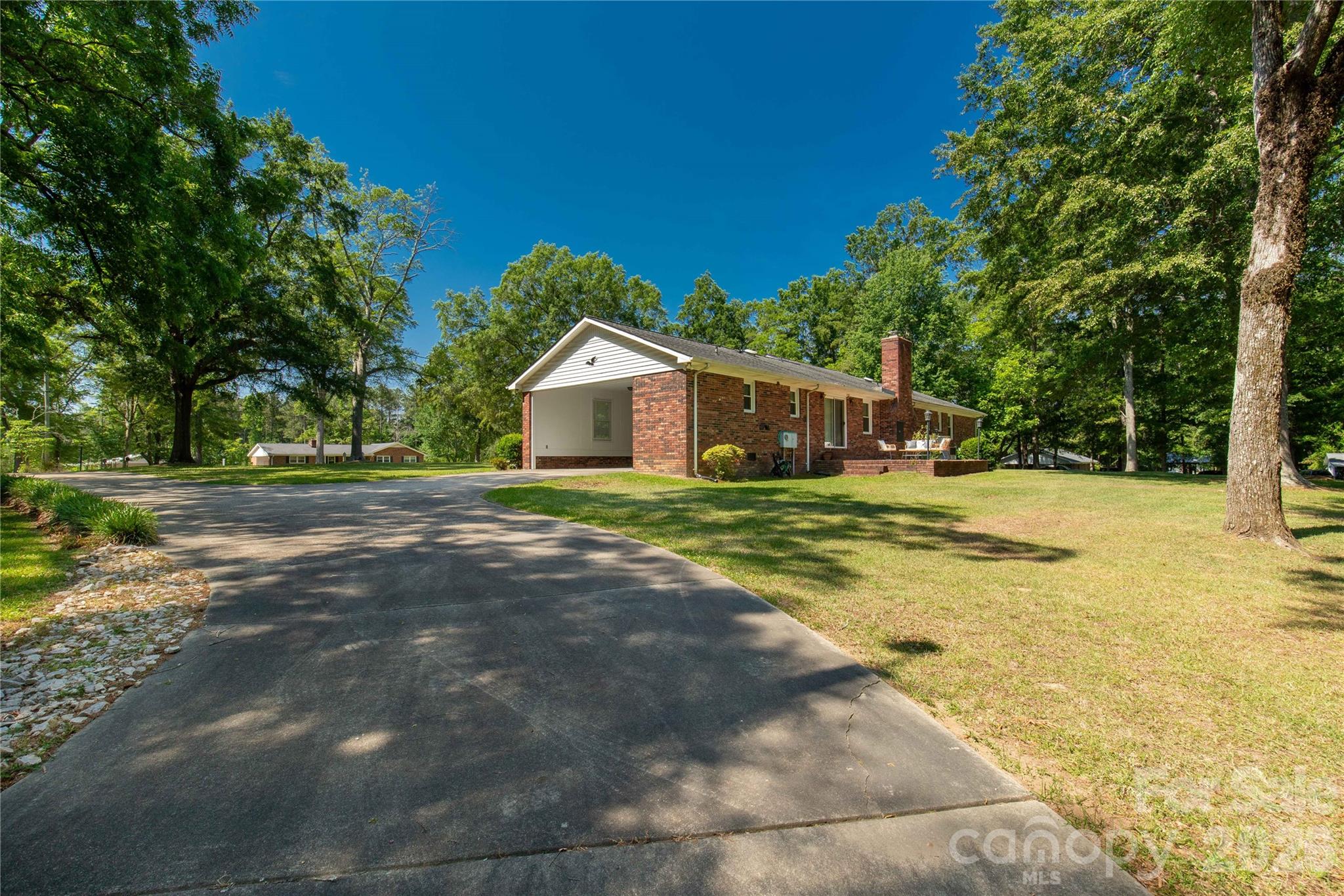 956 Providence Road — Lancaster