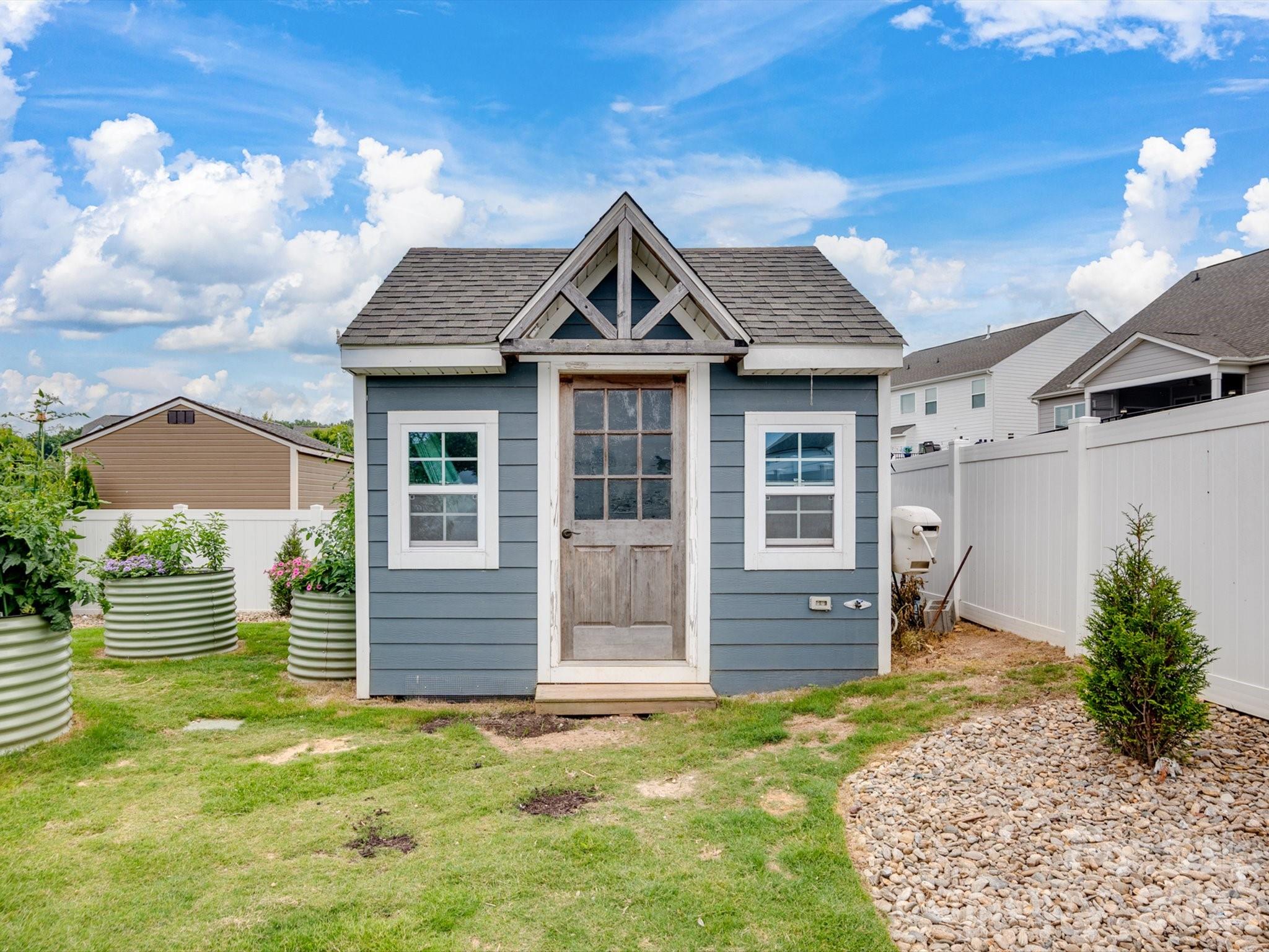 4079 Clapton Drive — Lancaster