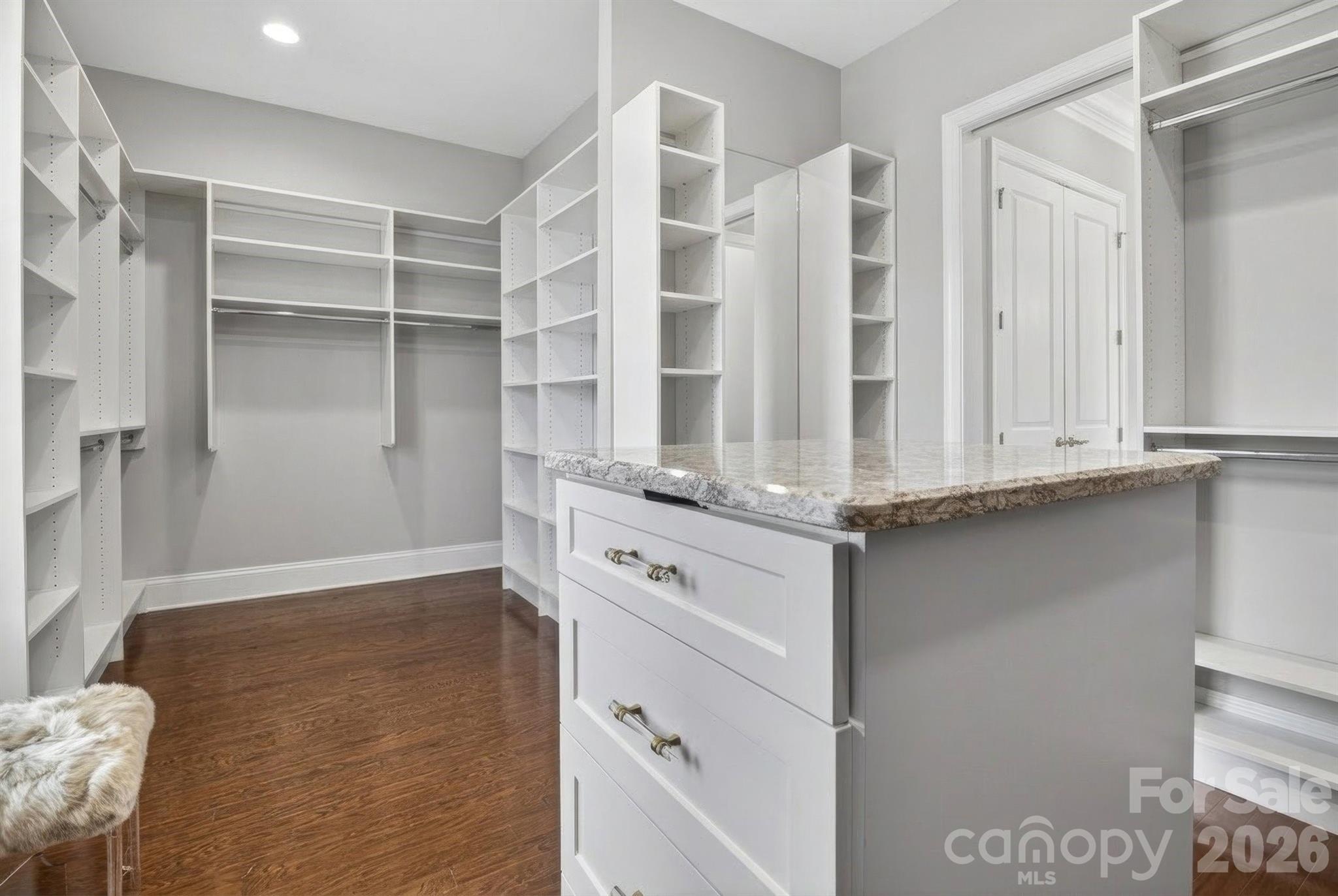 1115 Shelton Oaks Court — Charlotte