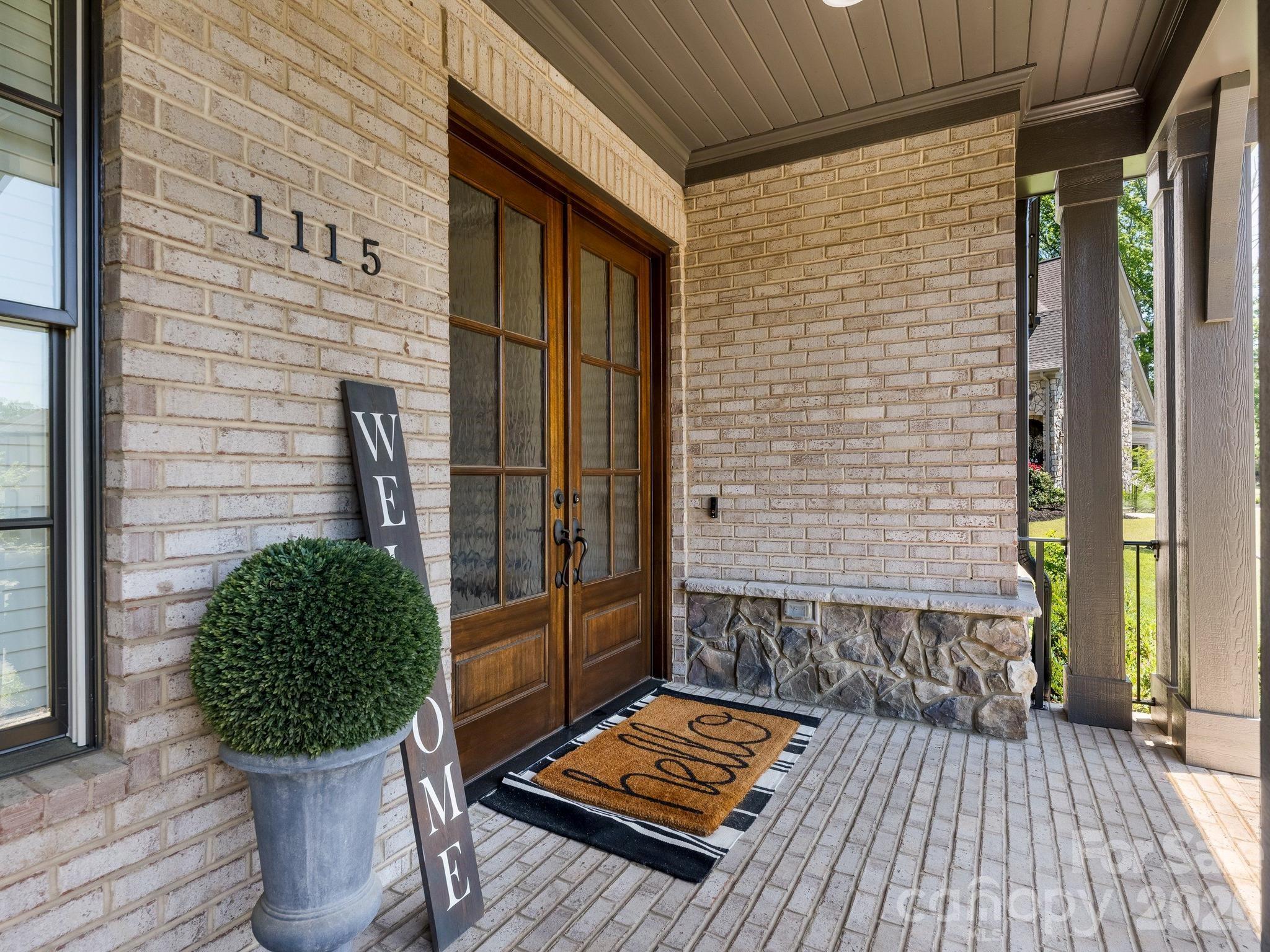 1115 Shelton Oaks Court — Charlotte