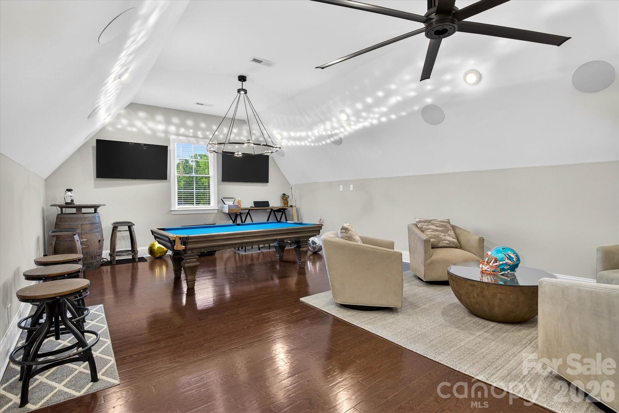 1115 Shelton Oaks Court — Charlotte