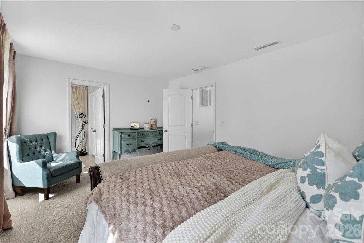 2610 Bramble Ridge Court — Charlotte