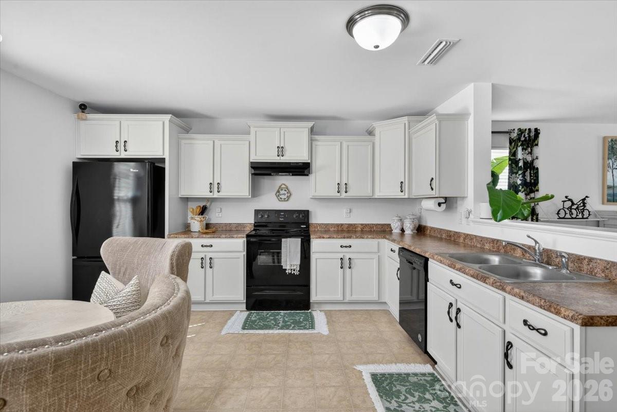 2610 Bramble Ridge Court — Charlotte
