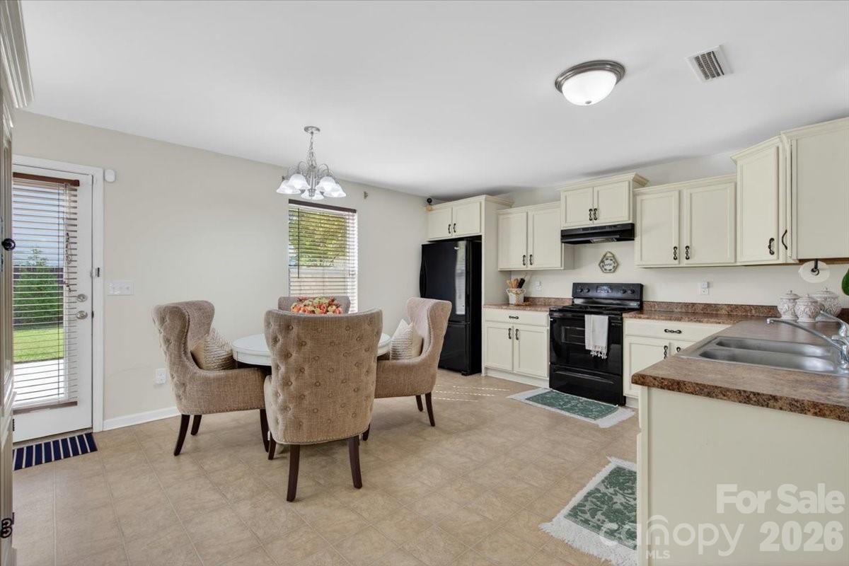 2610 Bramble Ridge Court — Charlotte
